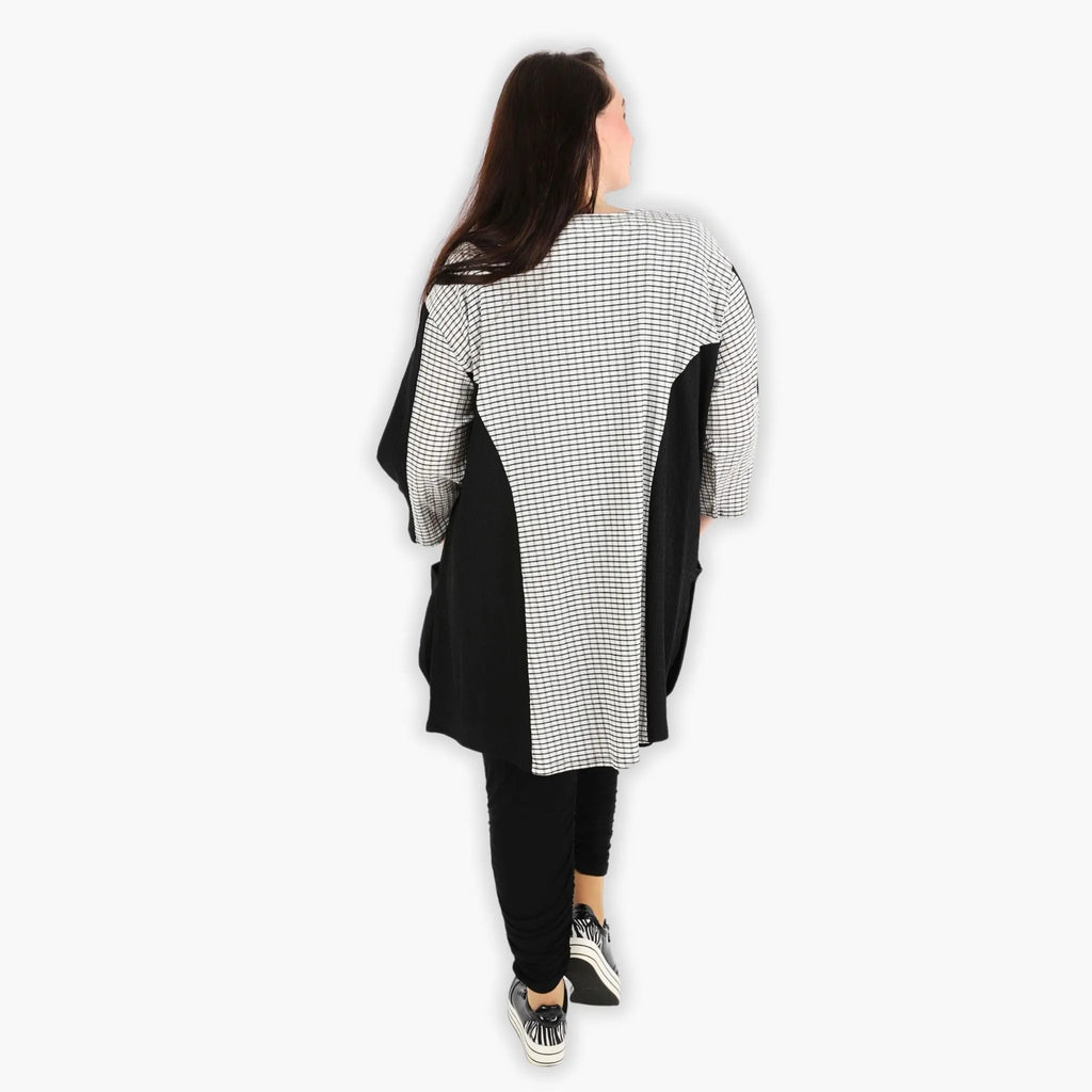AKH 6933 Jacket, Black and White