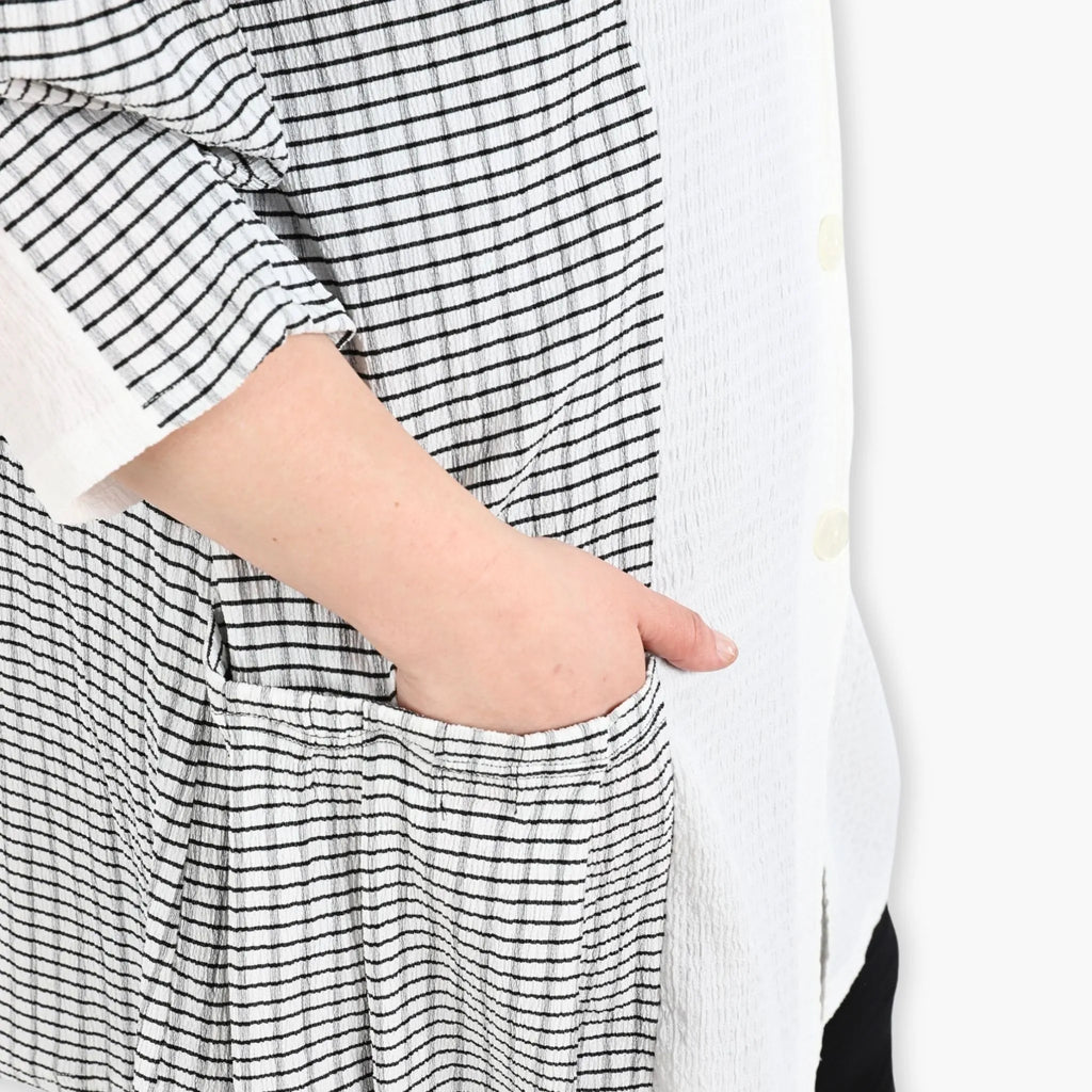 AKH 6933 Jacket, White-Black