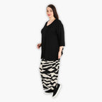 AKH 8069 Trousers, Ecru-Black