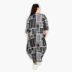 AKH 1926 dress, black and white