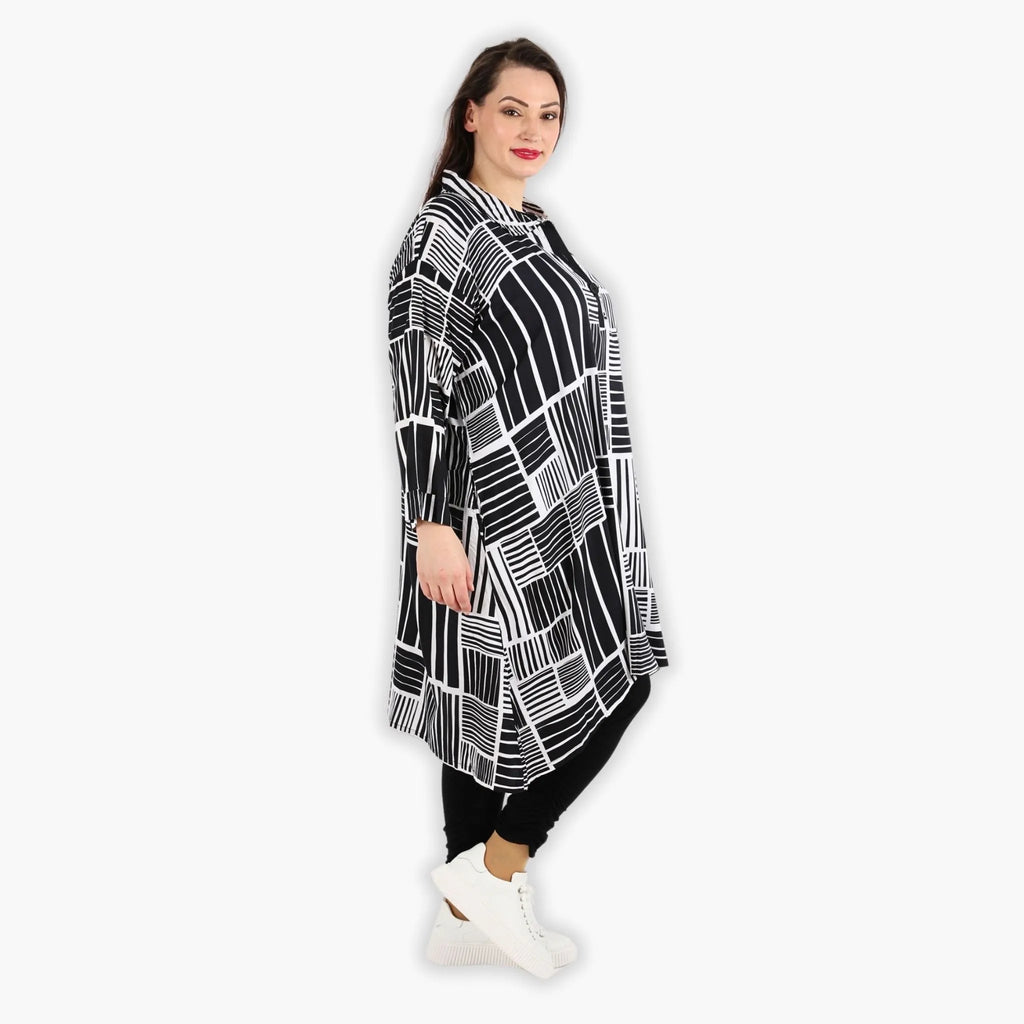 AKH 6906 Blouse, Black and White