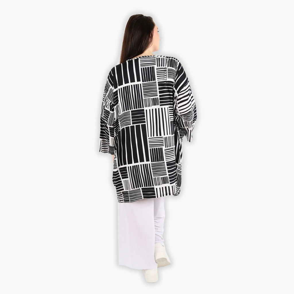 AKH 6909 Big Shirt, Black and White