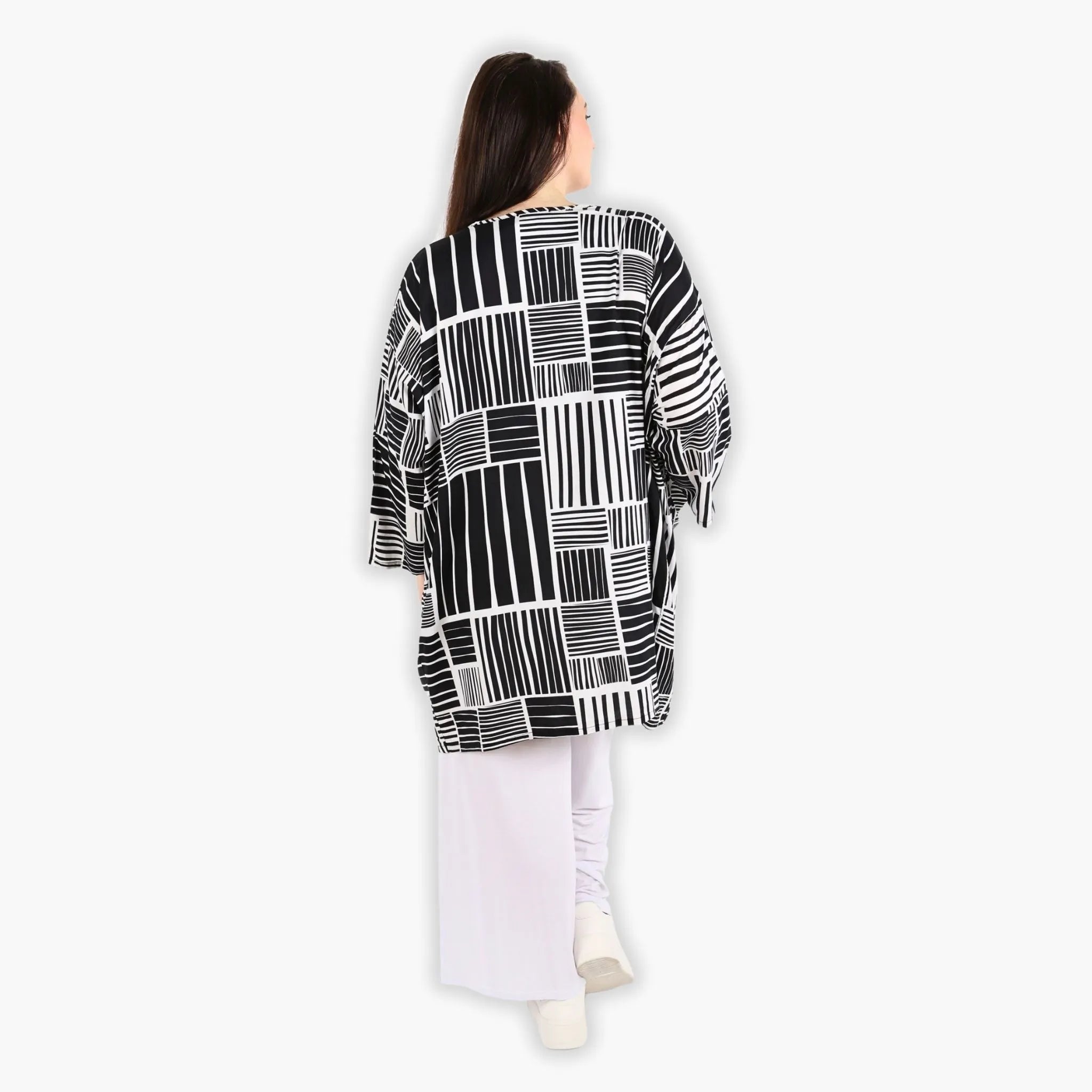 AKH 6909 Big Shirt, Black and White