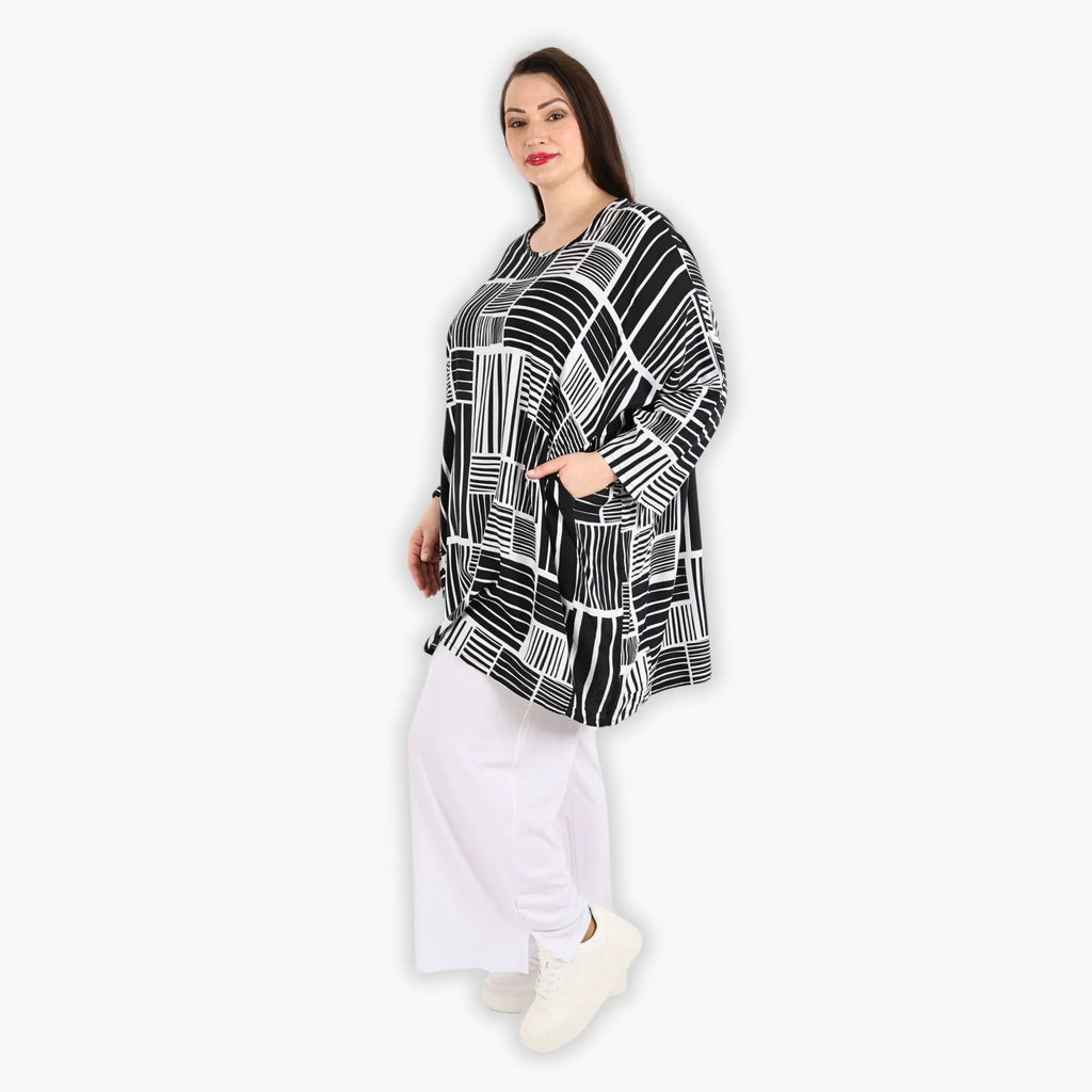 AKH 6909 Big Shirt, Black and White