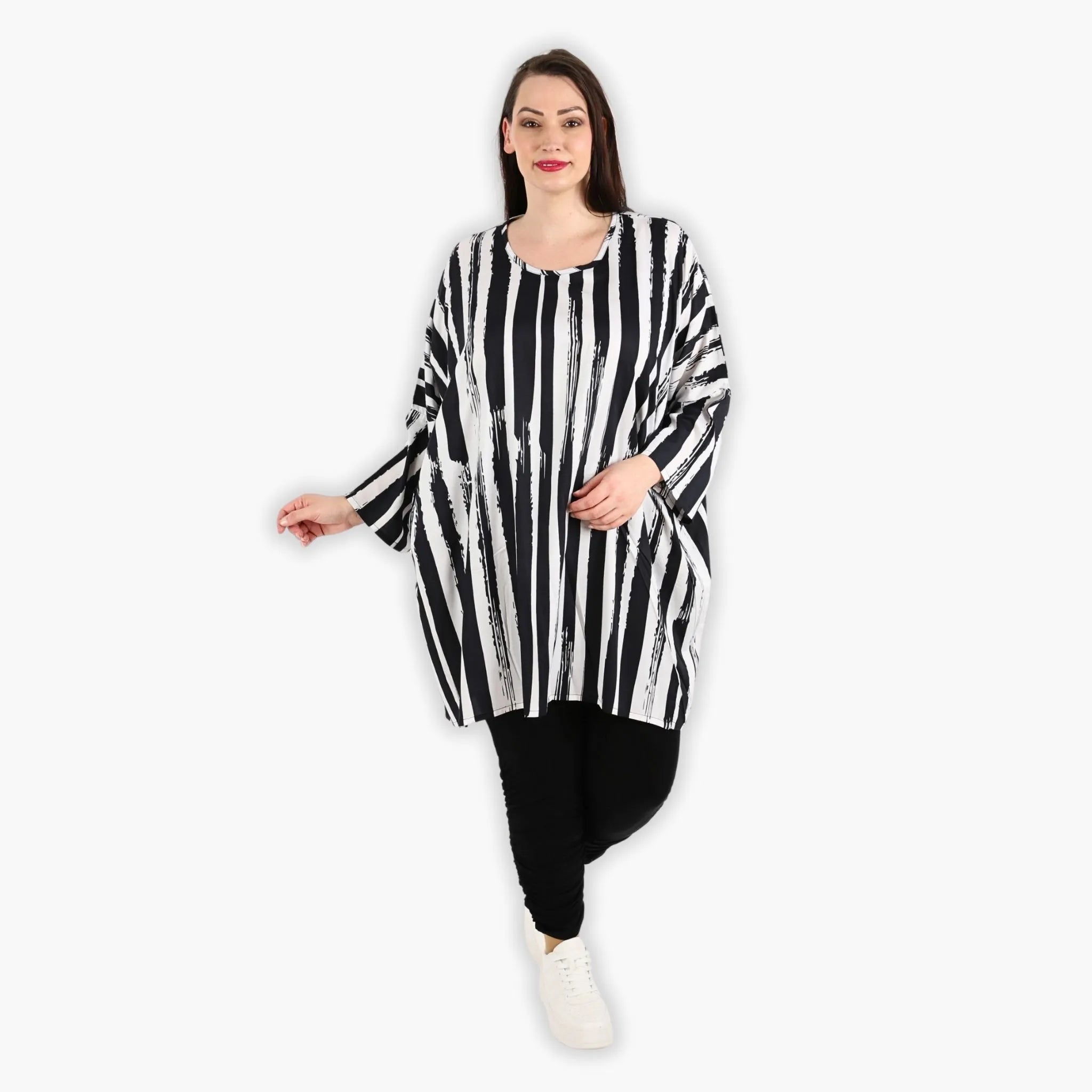 AKH 6909 Big Shirt, Black and White