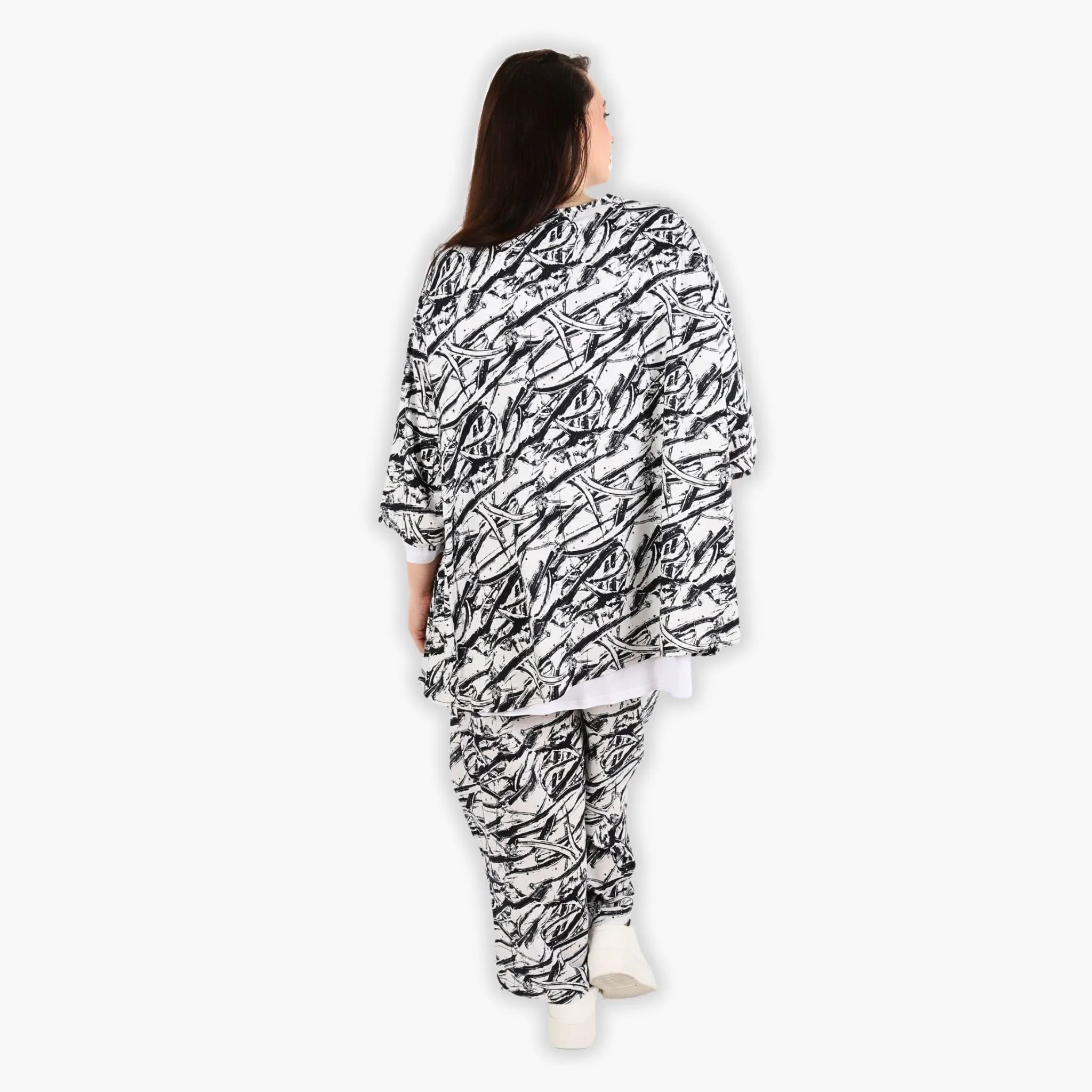 AKH 593 Big Shirt, Black and White