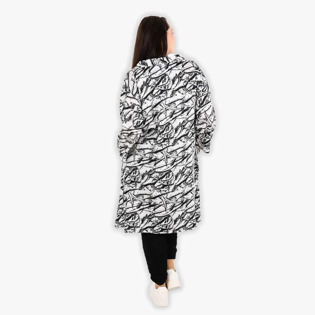 AKH 6906 Blouse, Black and White