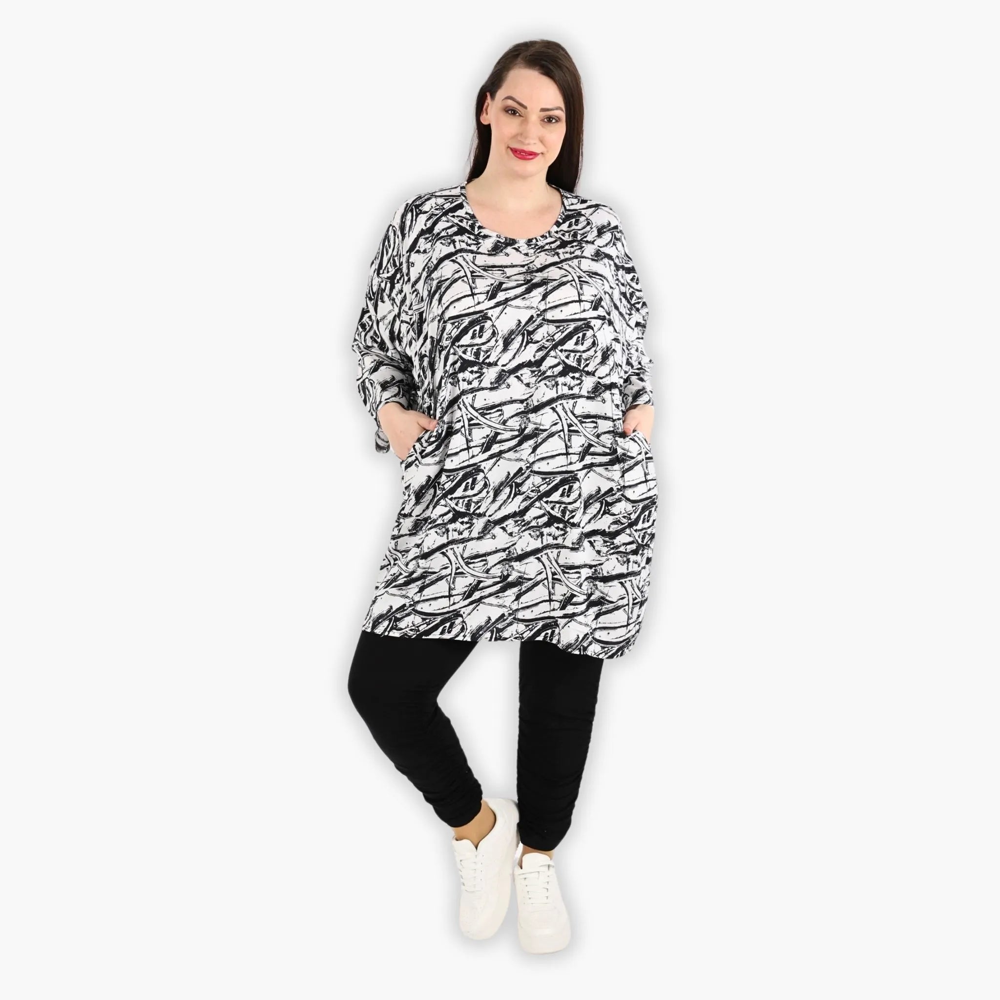 AKH 6909 Big Shirt, Black and White