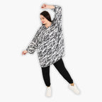 AKH 6909 Big Shirt, Black and White