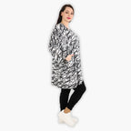 AKH 6909 Big Shirt, Black and White