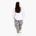AKH 8069 Trousers, Black and White
