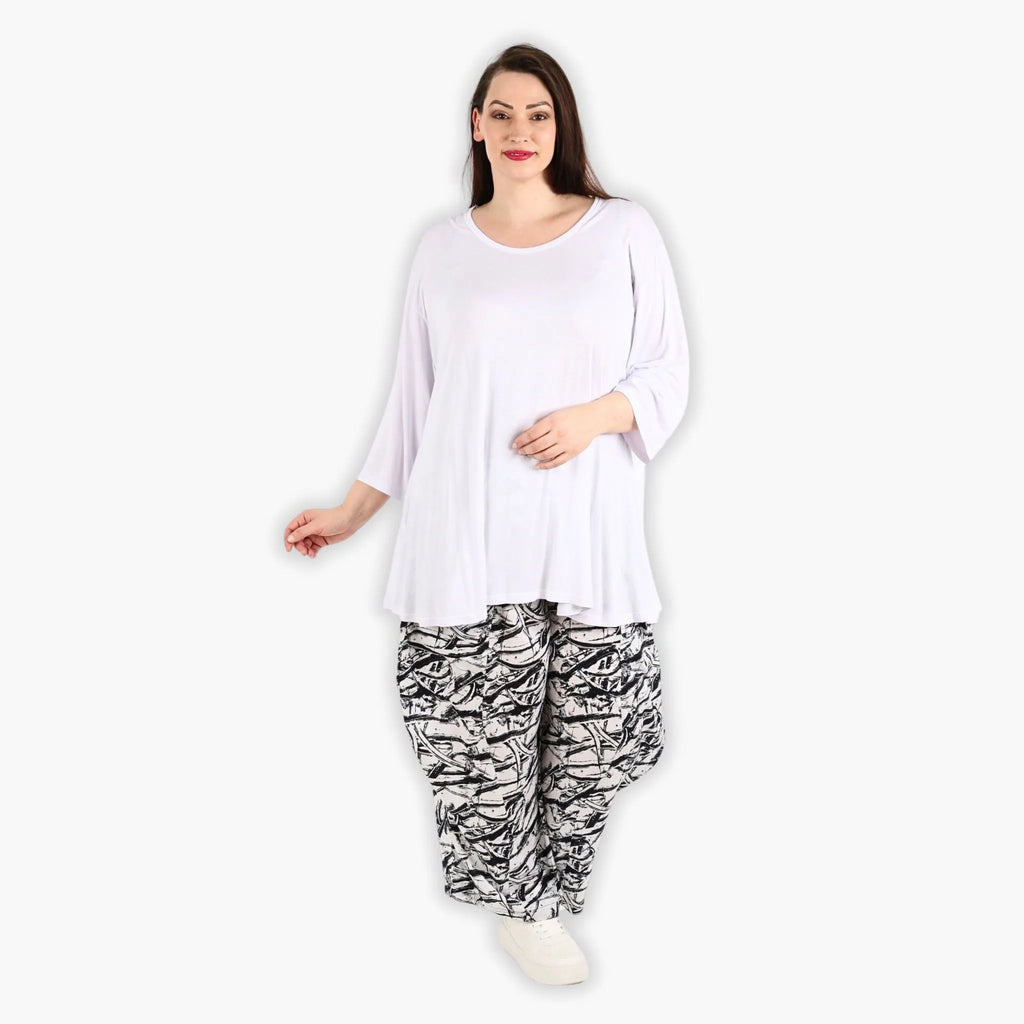 AKH 8069 Trousers, Black and White
