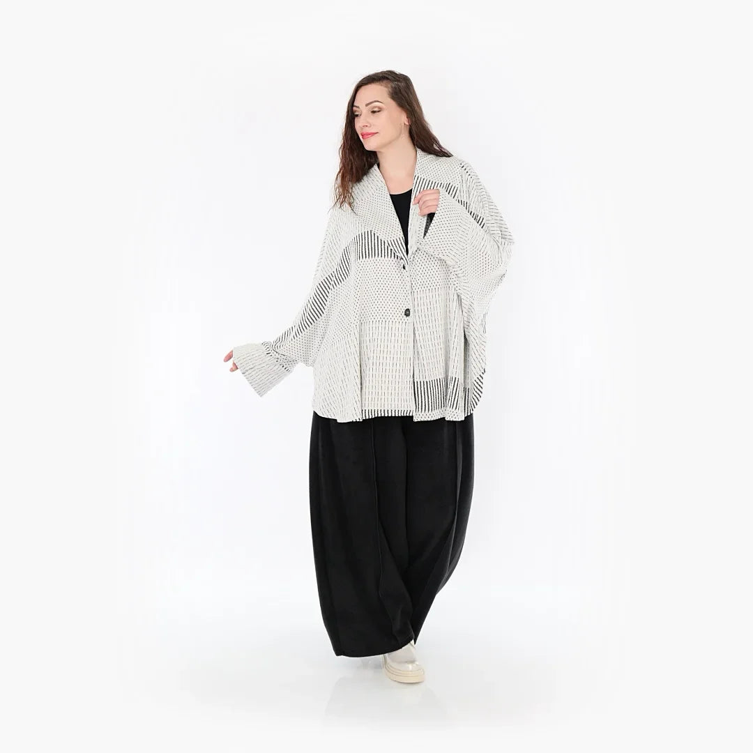 AKH Fashion Jacke 140 Frilla, Schwarz/Ecru