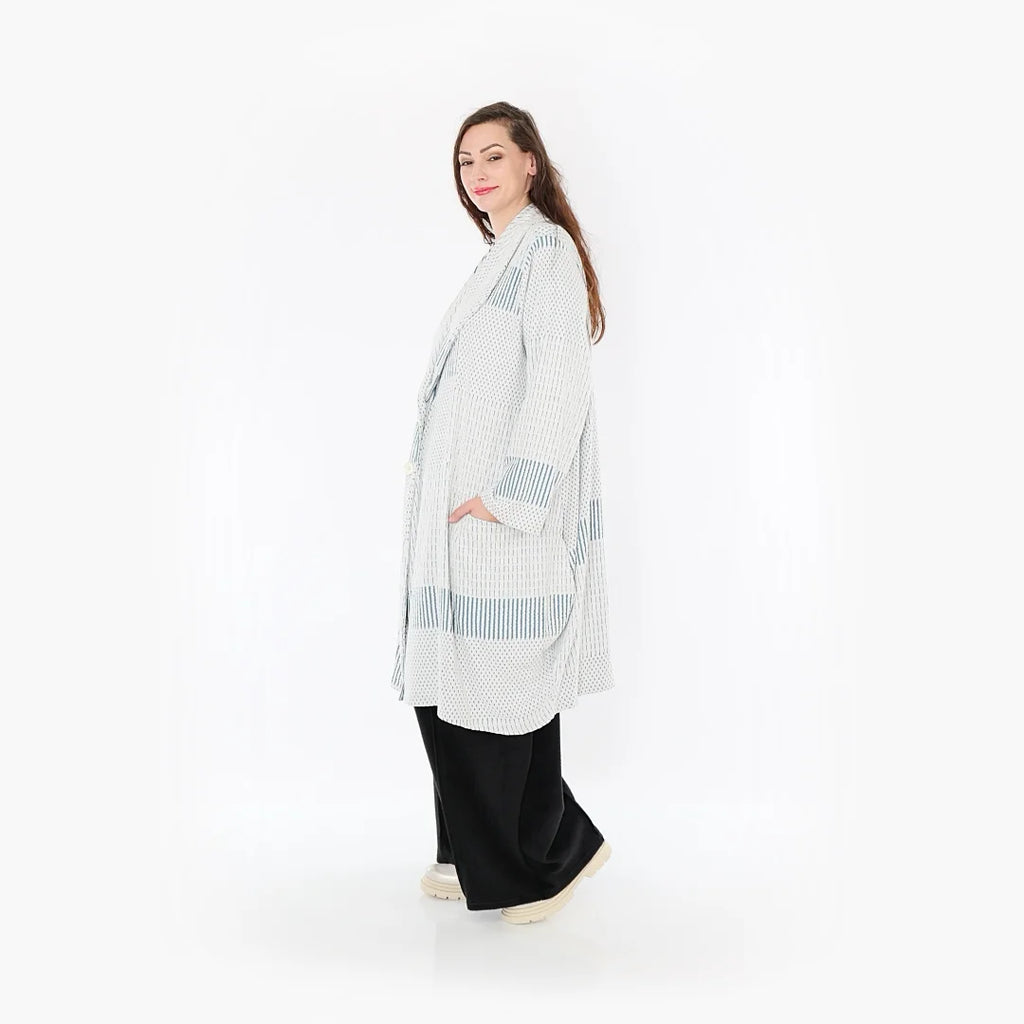 AKH Fashion Mantel 2494 Frilla, Blau/Ecru