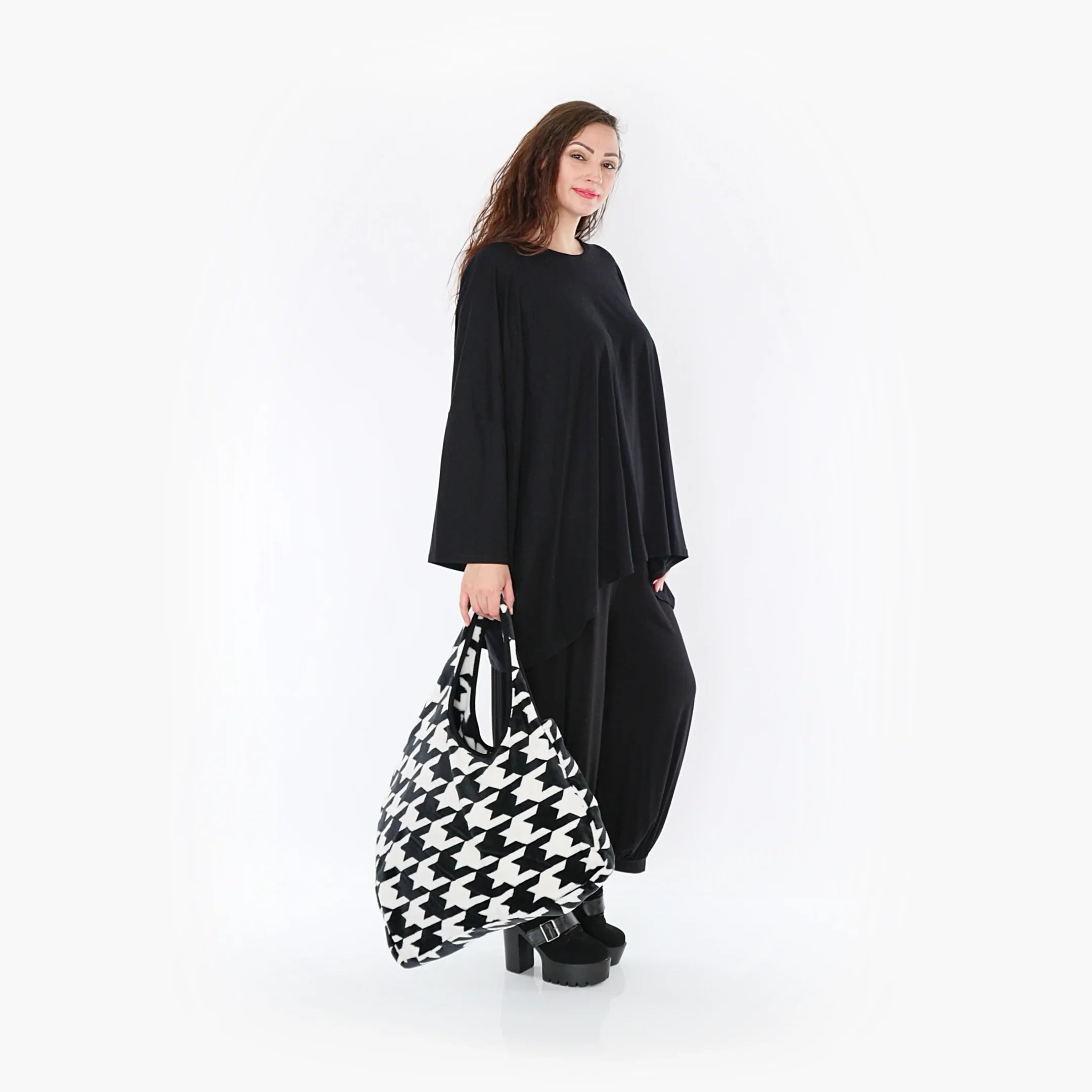 AKH 8010 bag, black and white