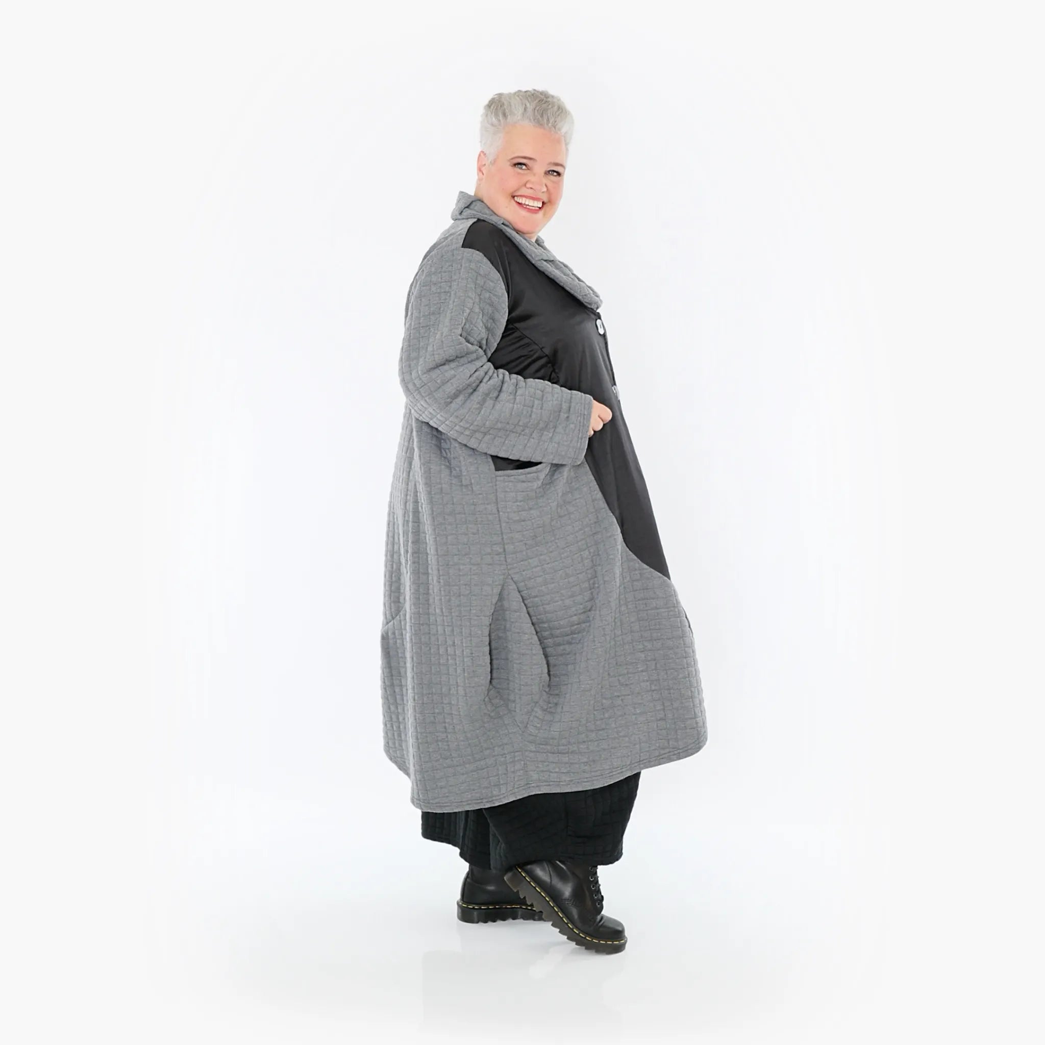 AKH Fashion Mantel 6885 Monique, Grau/Schwarz