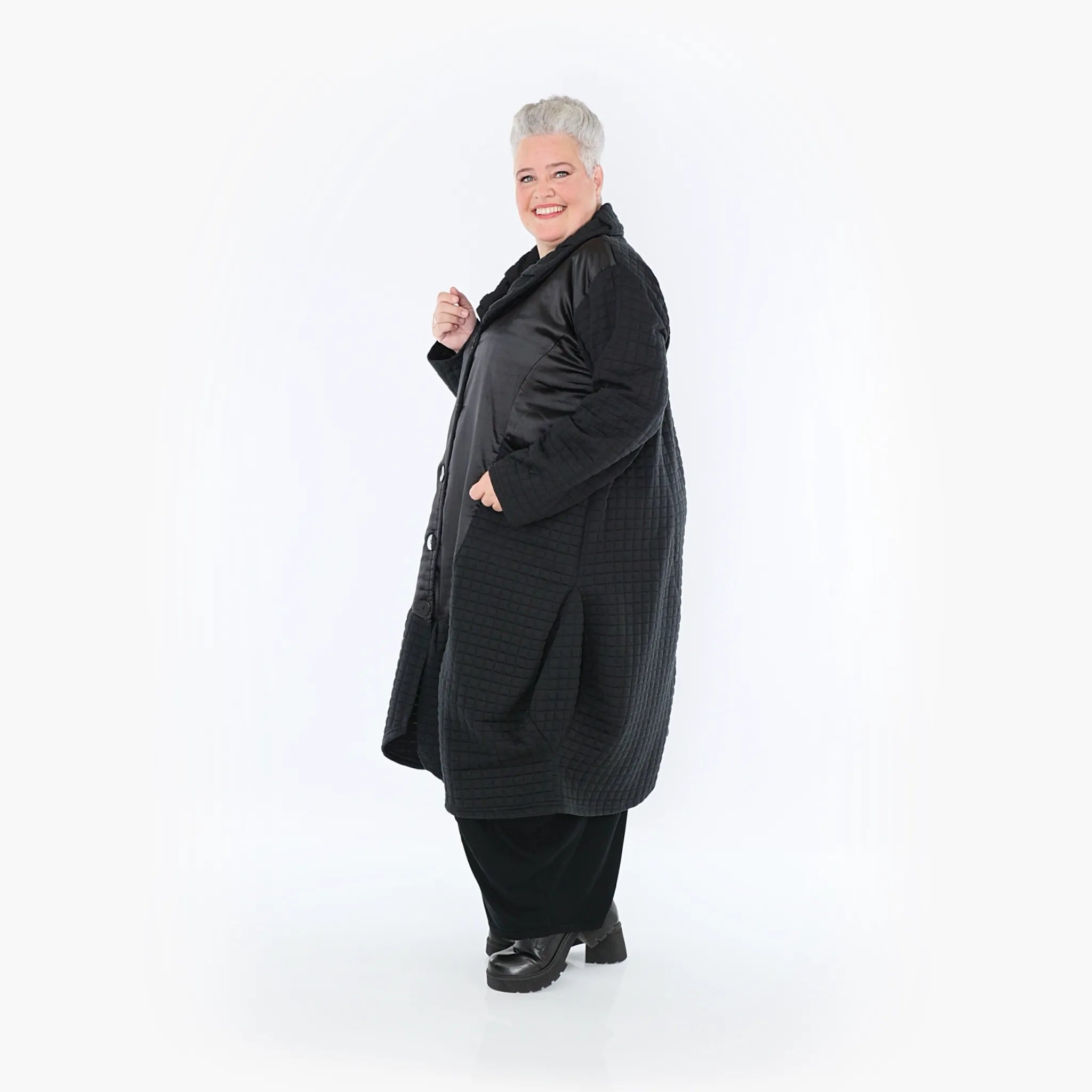 AKH Fashion Mantel 6885 Monique, Schwarz