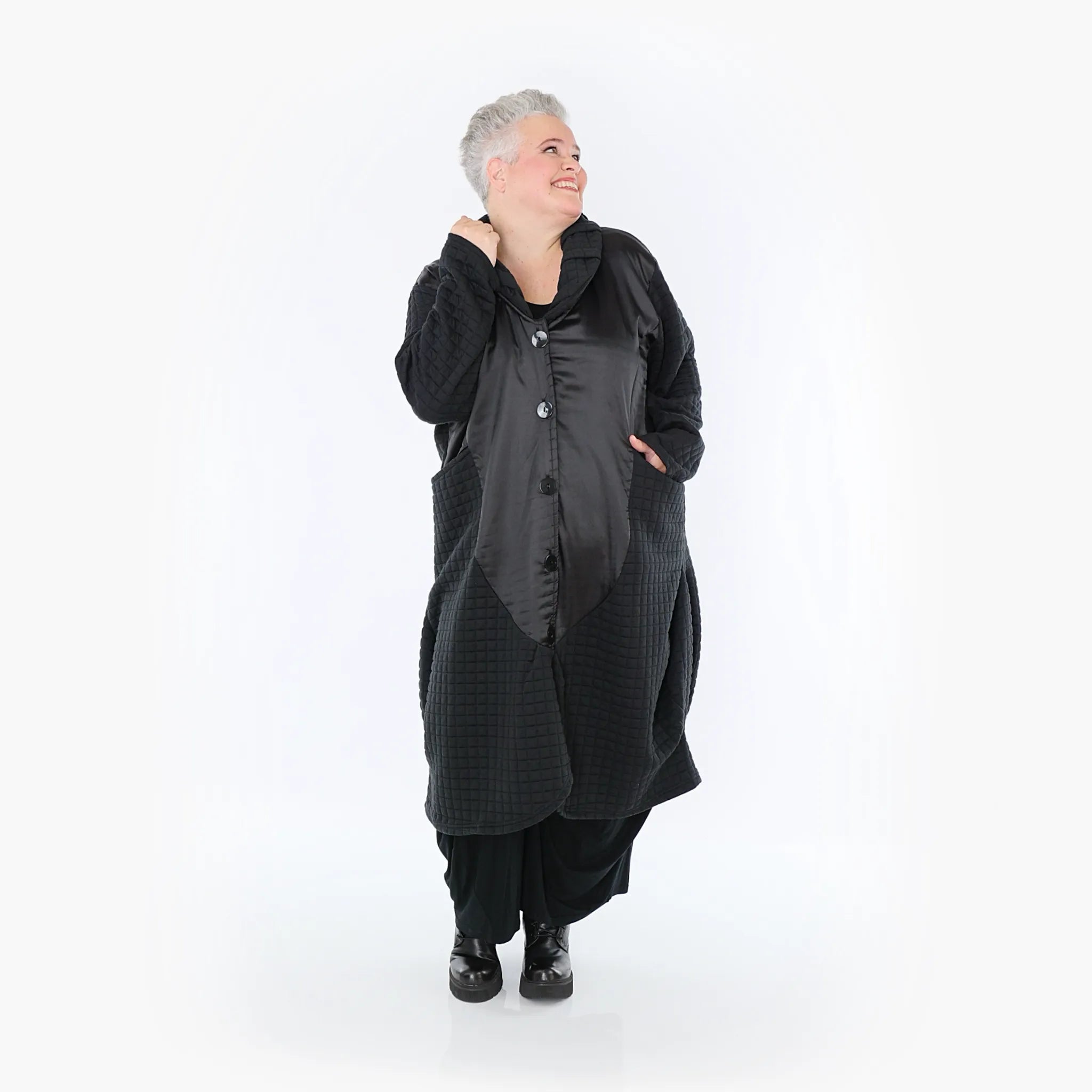 AKH Fashion Mantel 6885 Monique, Schwarz