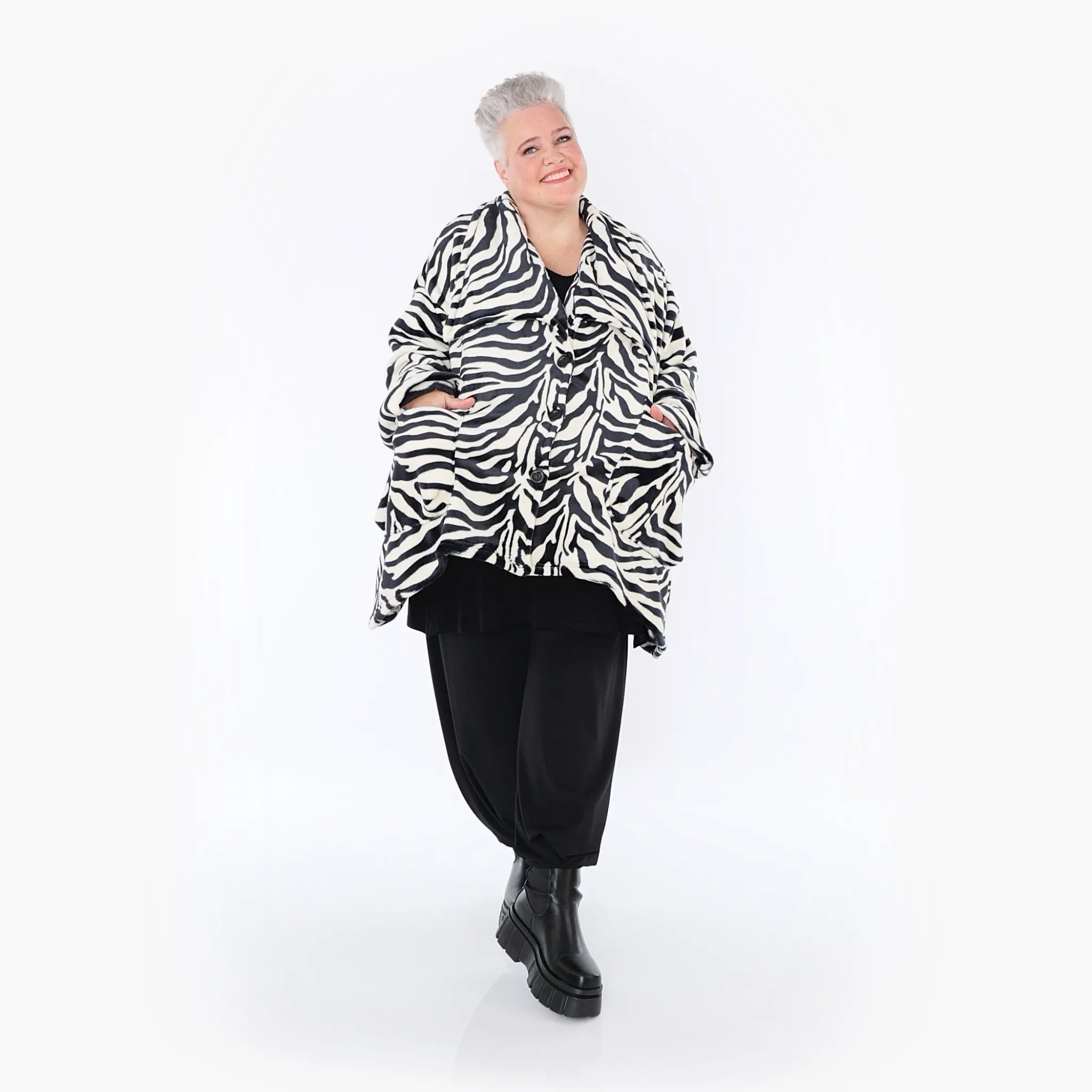 Veste AKH 6749, écru-noir