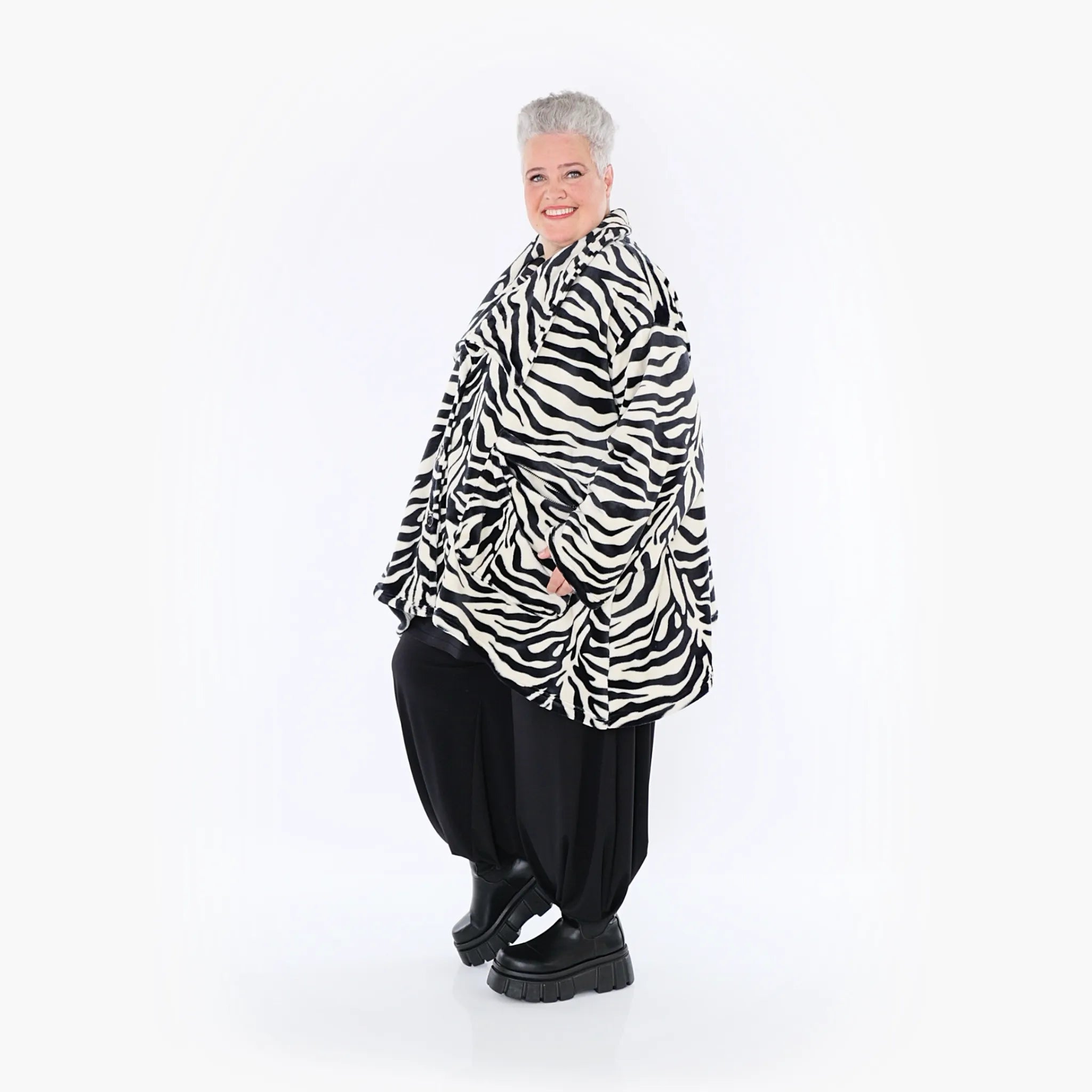 Veste AKH 6749, écru-noir