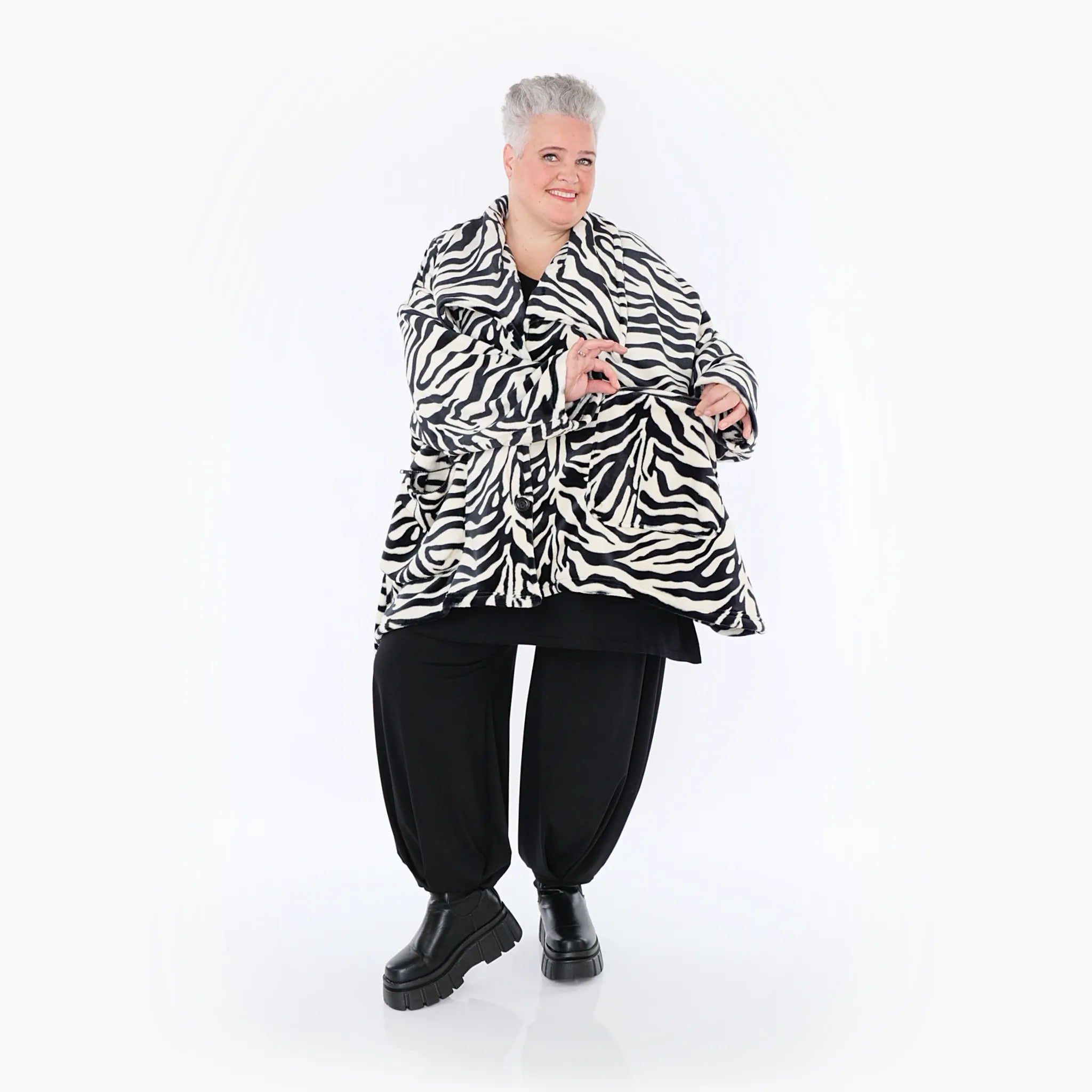 Veste AKH 6749, écru-noir