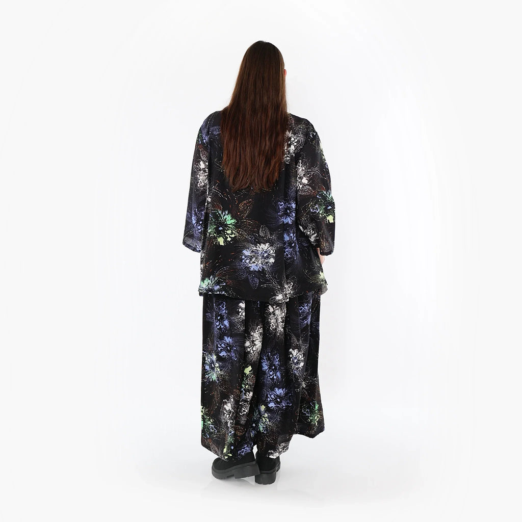 AKH Fashion · Jacke · FlowerPower · 6939 · Schwarz/Blau/Multi