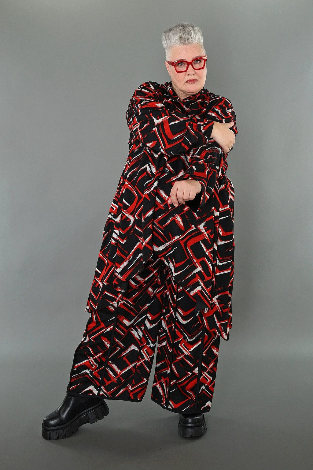 AKH Fashion · Jacke · Jacquelle · 7119 · Schwarz/Rot/Weiß
