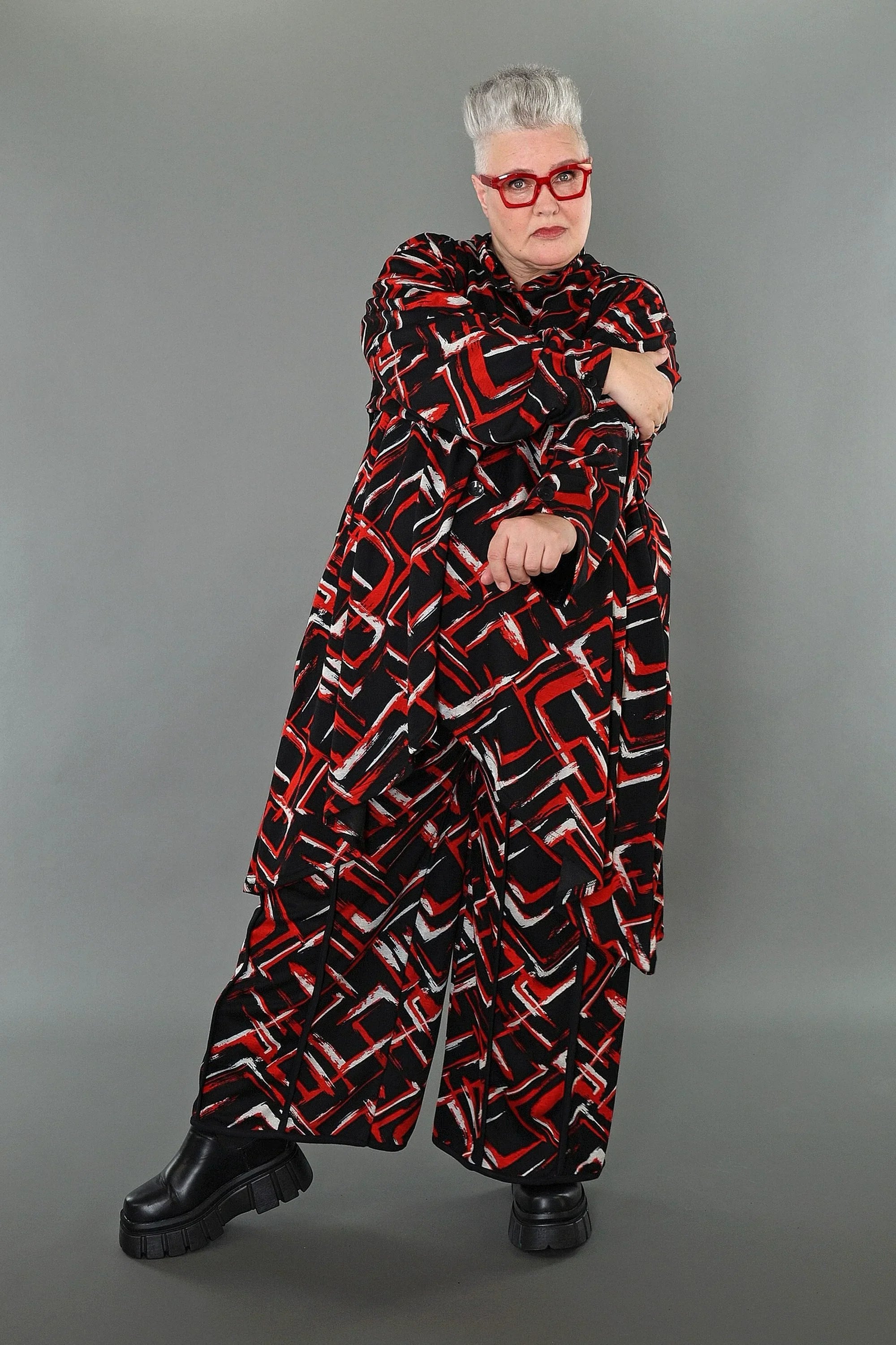 AKH Fashion · Jacke · Jacquelle · 7119 · Schwarz/Rot/Weiß