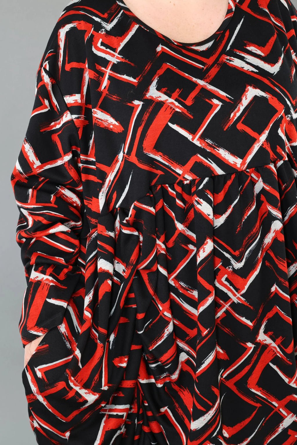 AKH Fashion · Kleid · Jacquelle · 7128 · Schwarz/Rot/Weiß