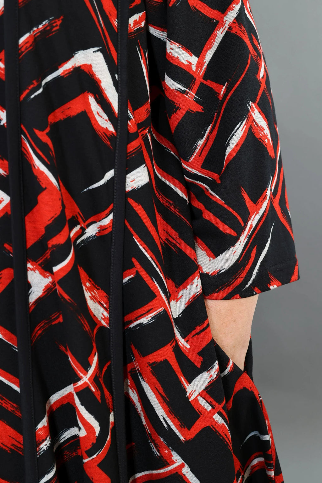 AKH Fashion · Bluse · Jacquelle · 7129 · Schwarz/Rot/Weiß