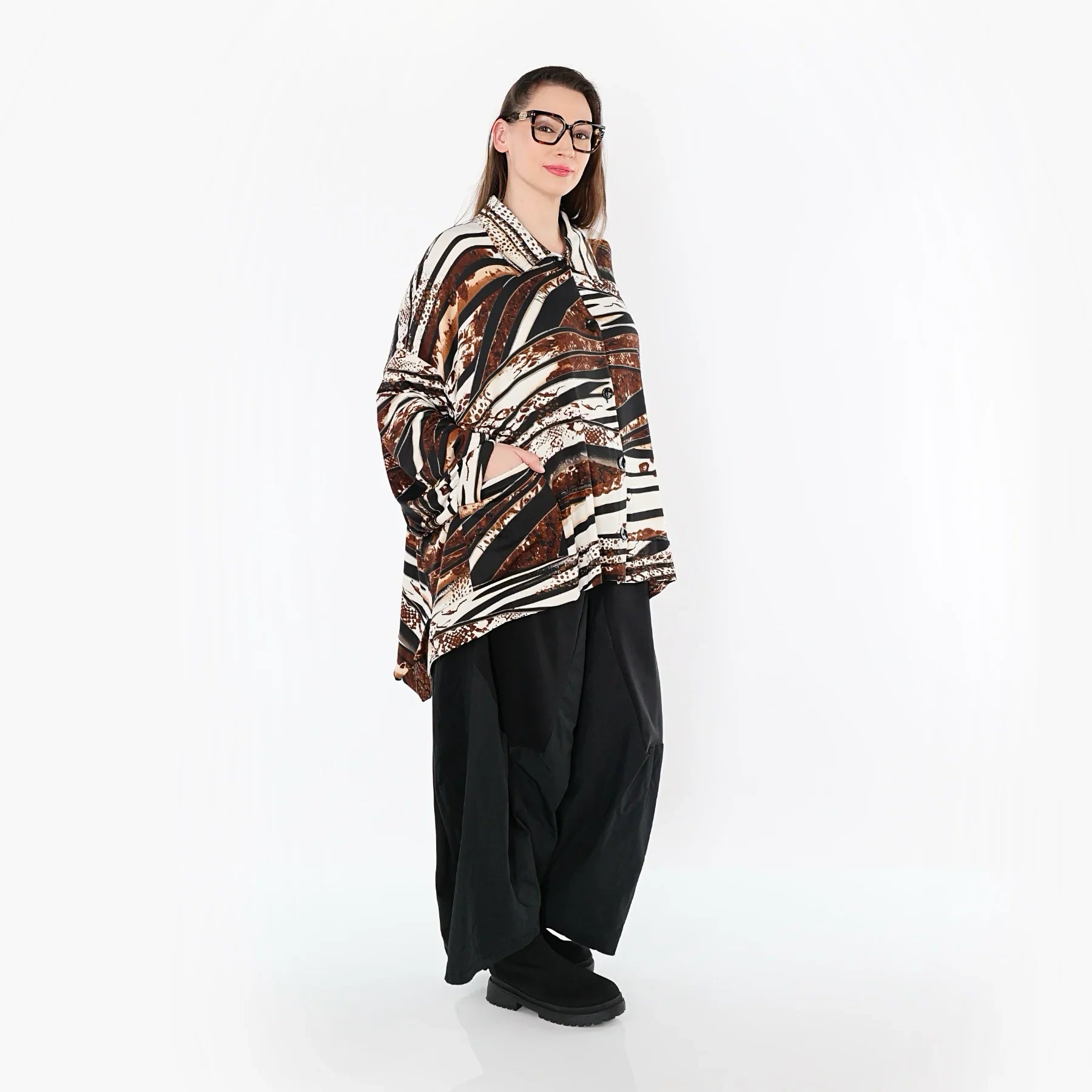 AKH Fashion 7132 Chemisier, Noir-Brun-Blanc