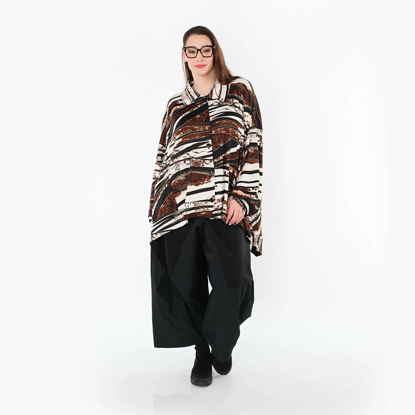 AKH Fashion 7132 Blouse, Black-Brown-White