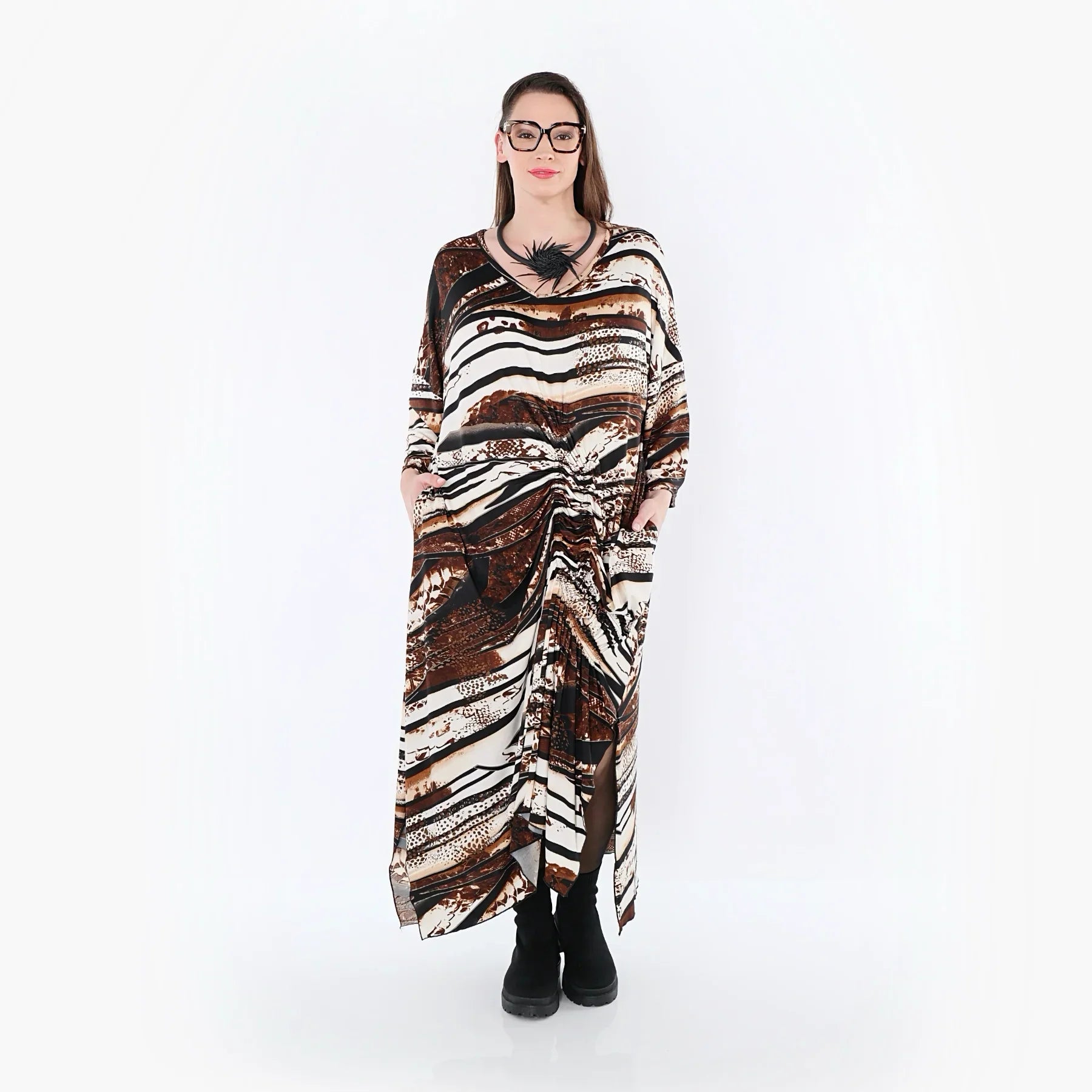AKH Fashion 7134 Robe, Noir-Marron-Blanc