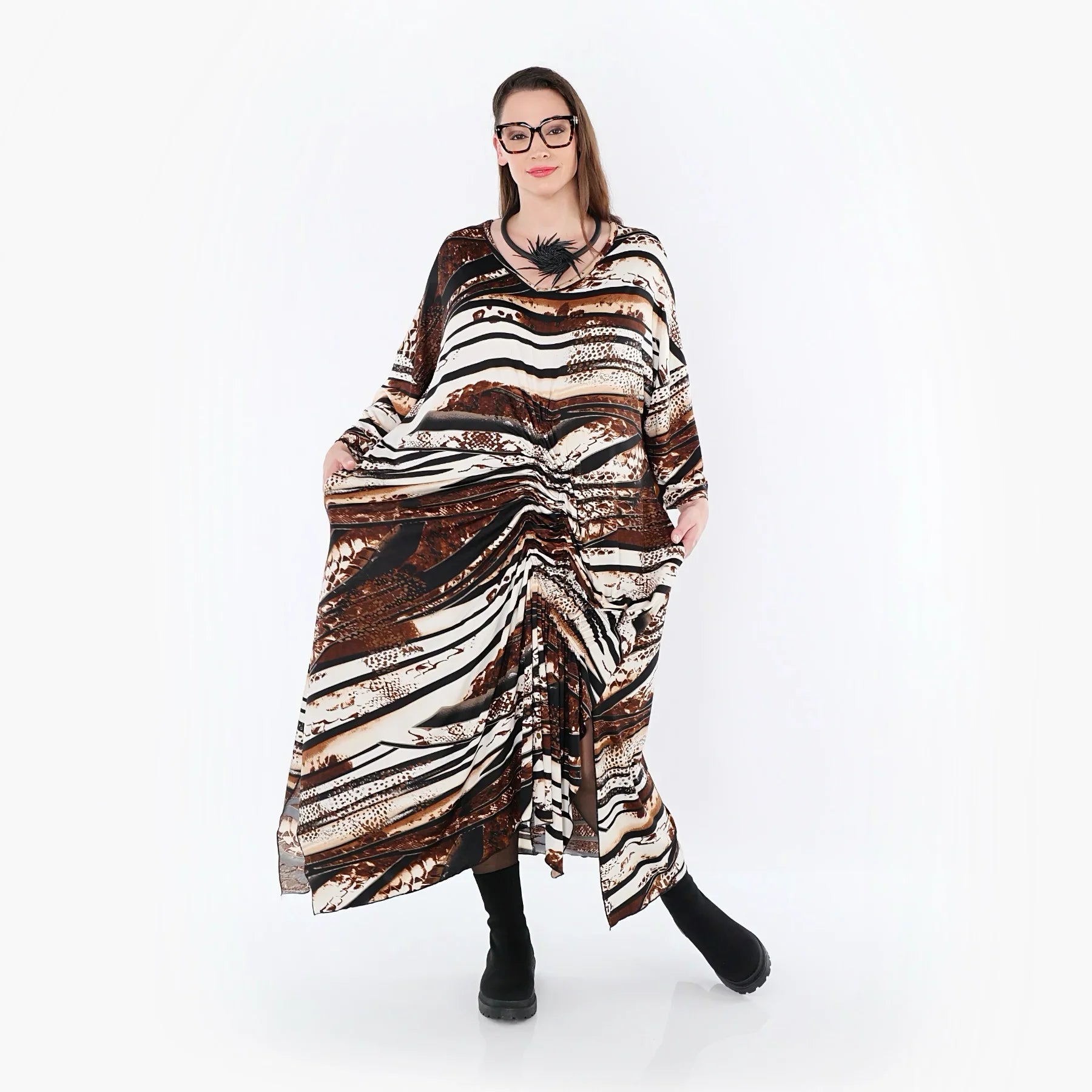 AKH Fashion 7134 Robe, Noir-Marron-Blanc