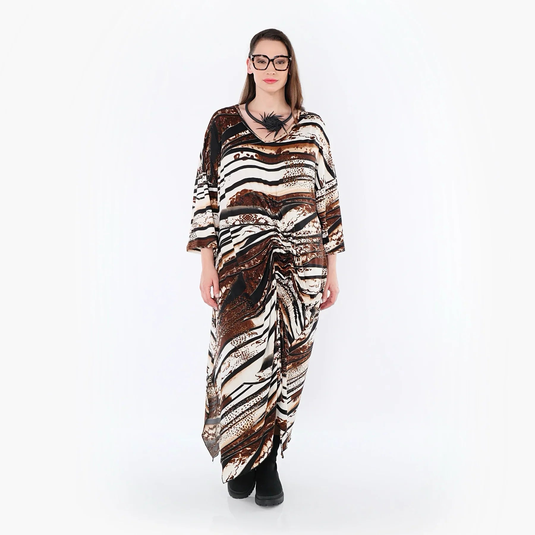 AKH Fashion 7134 Robe, Noir-Marron-Blanc