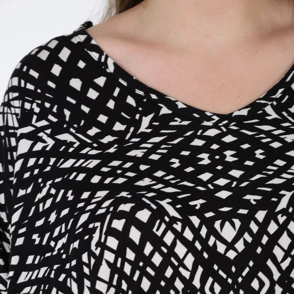 Chemise grande taille AKH Fashion 593, noire et blanche