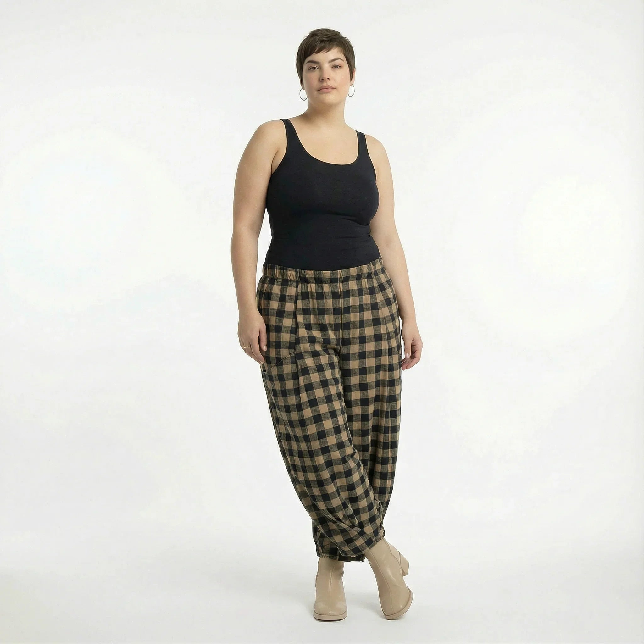 AKH Fashion 8069 Trousers, Sand-Black