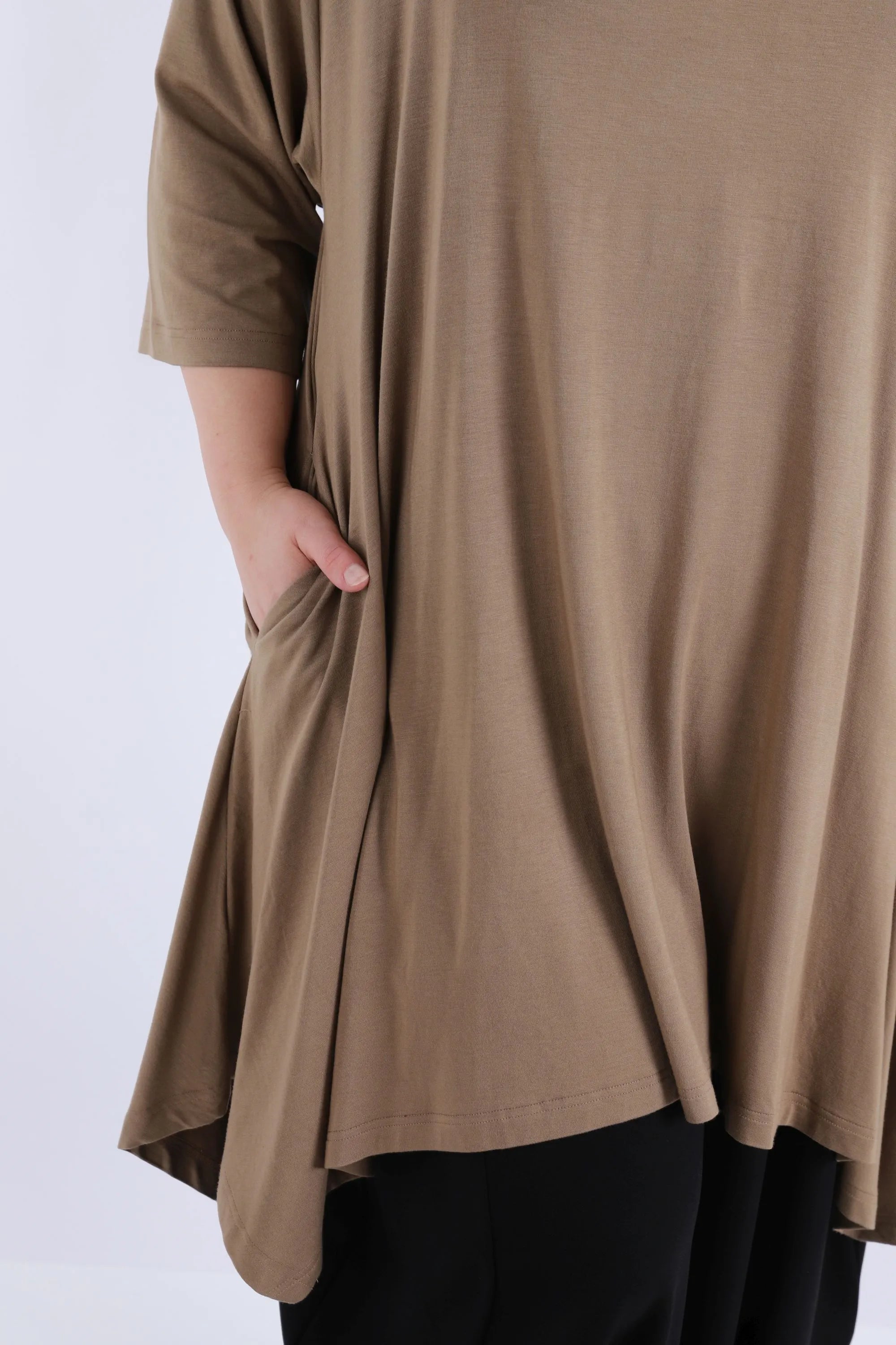 Chemise AKH 2030, Cognac