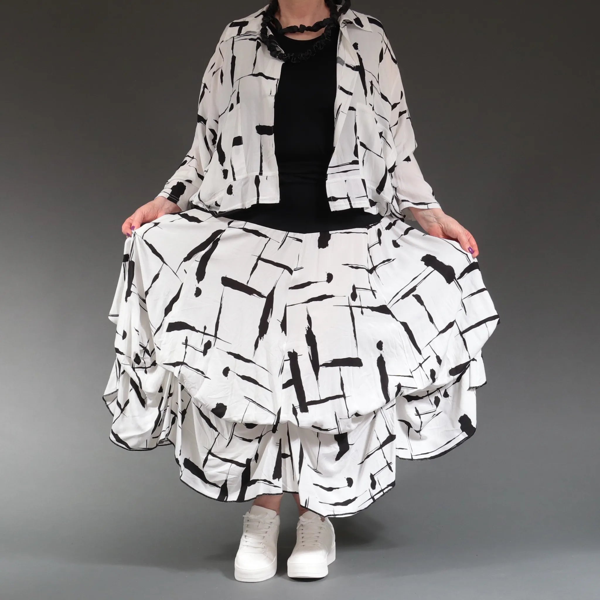 AKH 7559 Rock, White-Black