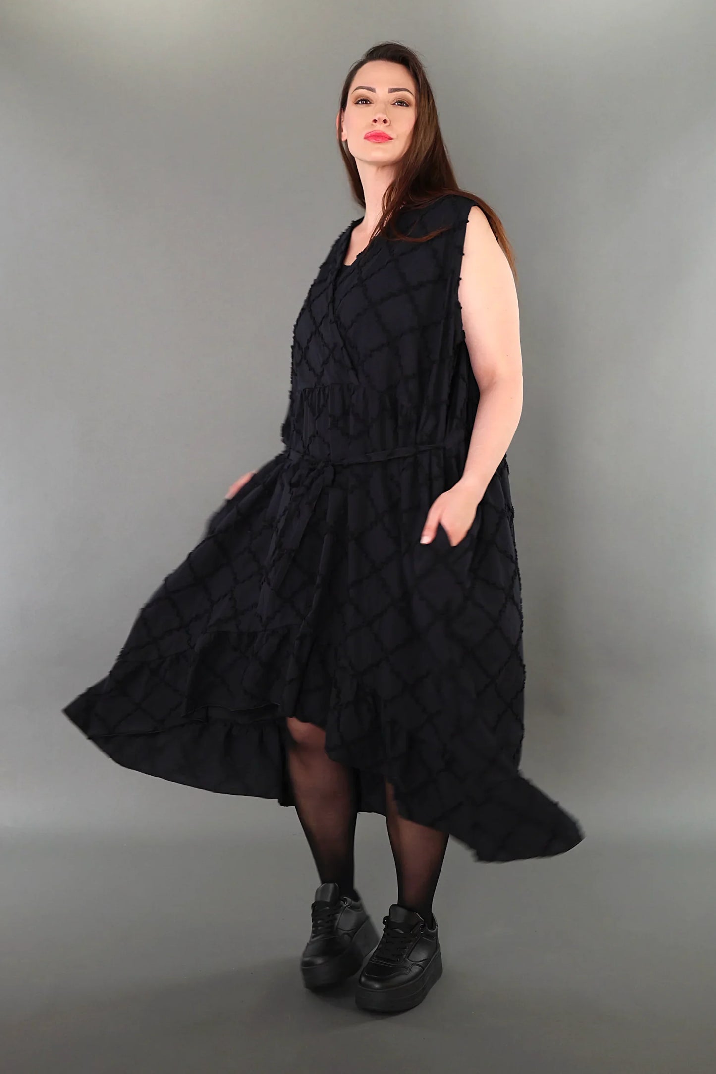 AKH Premium 7115 Kleid, Schwarz