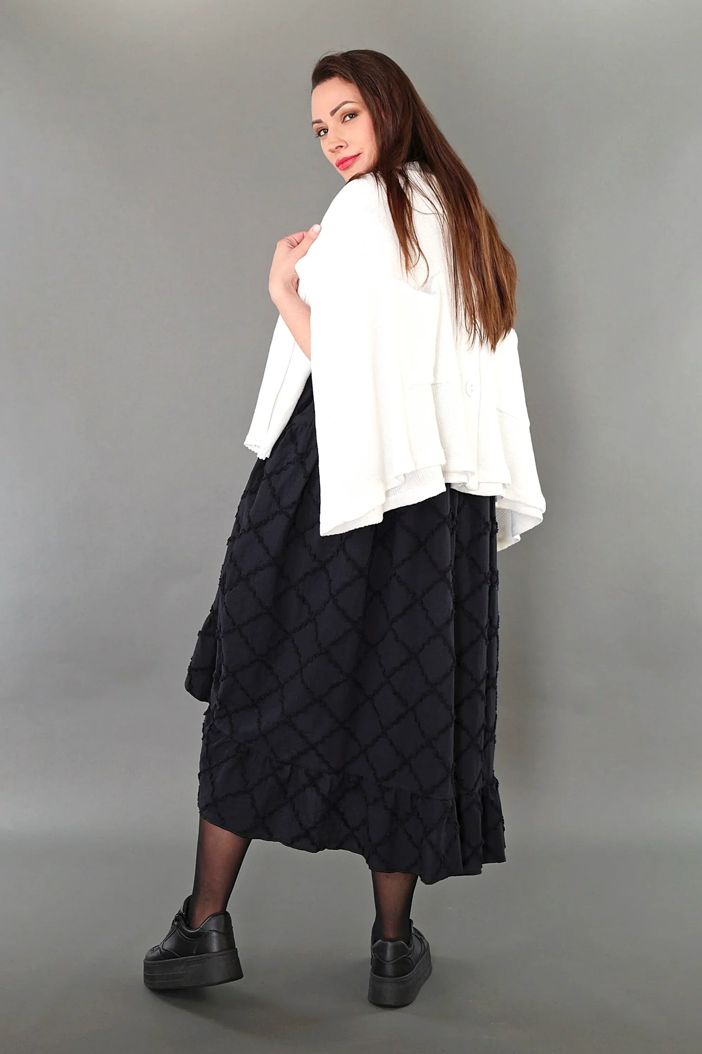 AKH Premium 7115 Kleid, Schwarz