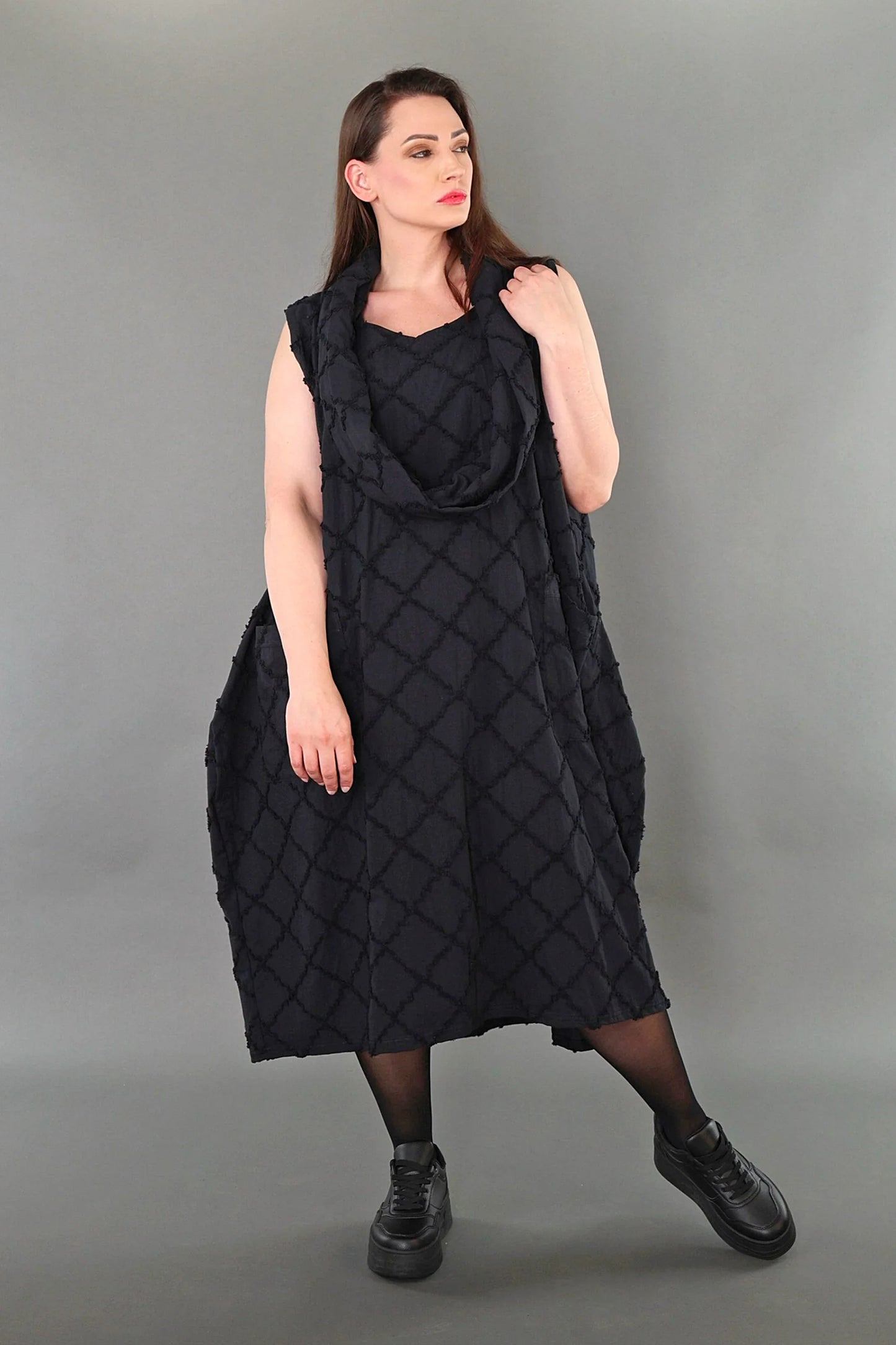 AKH Premium 7118 Kleid, Schwarz