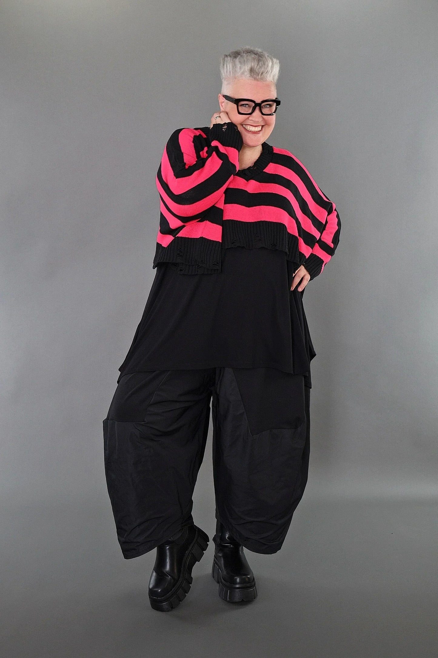 AKH Premium 2537 Überwurf, Schwarz-Fuchsia