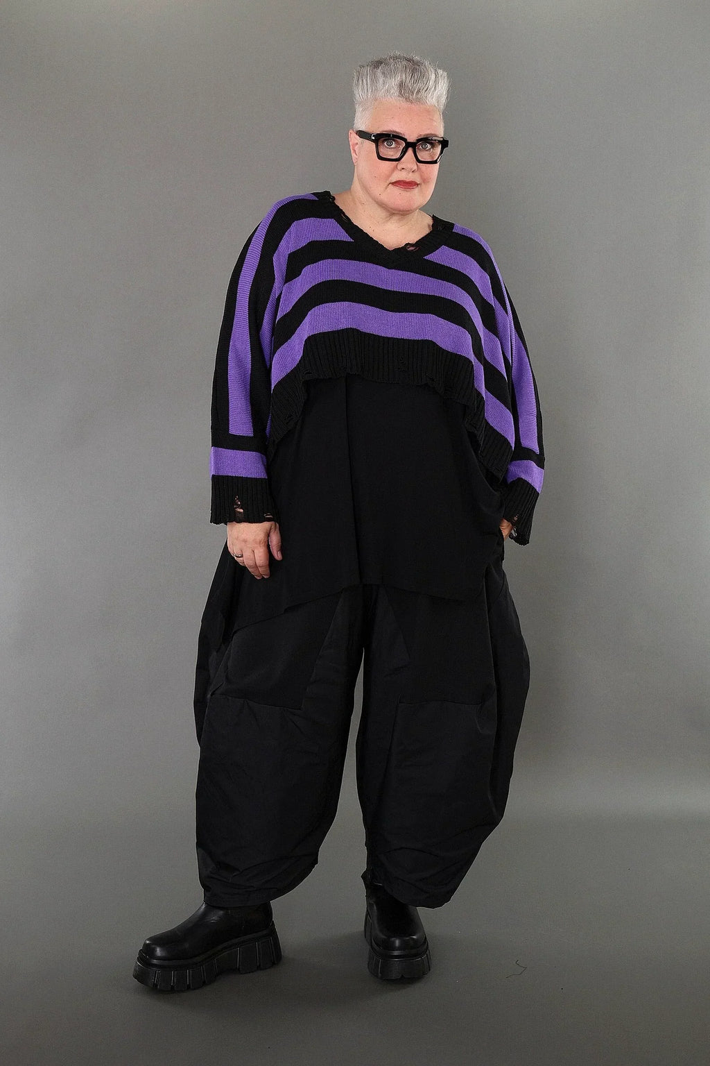 AKH Premium 2537 Throw, Black-Lavender