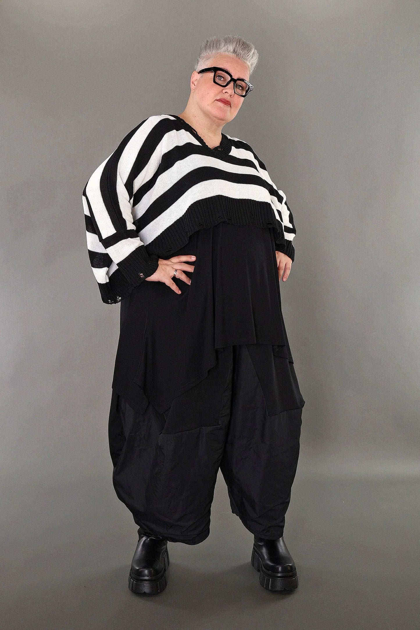 AKH Premium 2537 Überwurf, Schwarz-Weiß