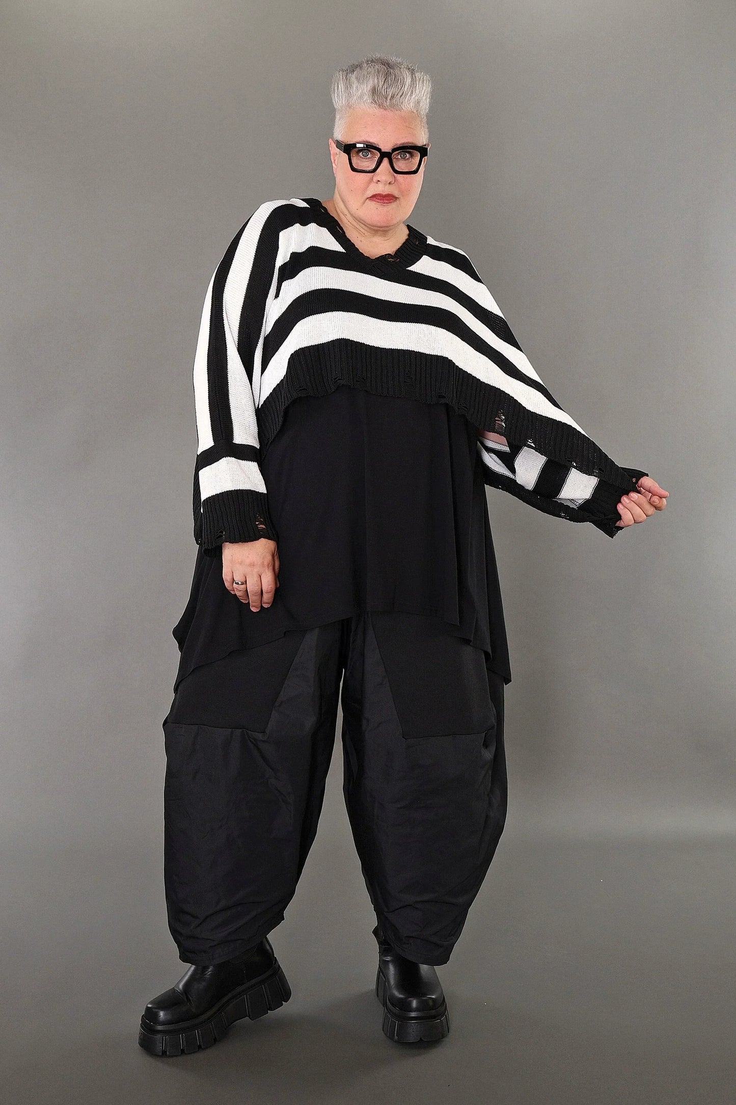 AKH Premium 2537 Überwurf, Schwarz-Weiß