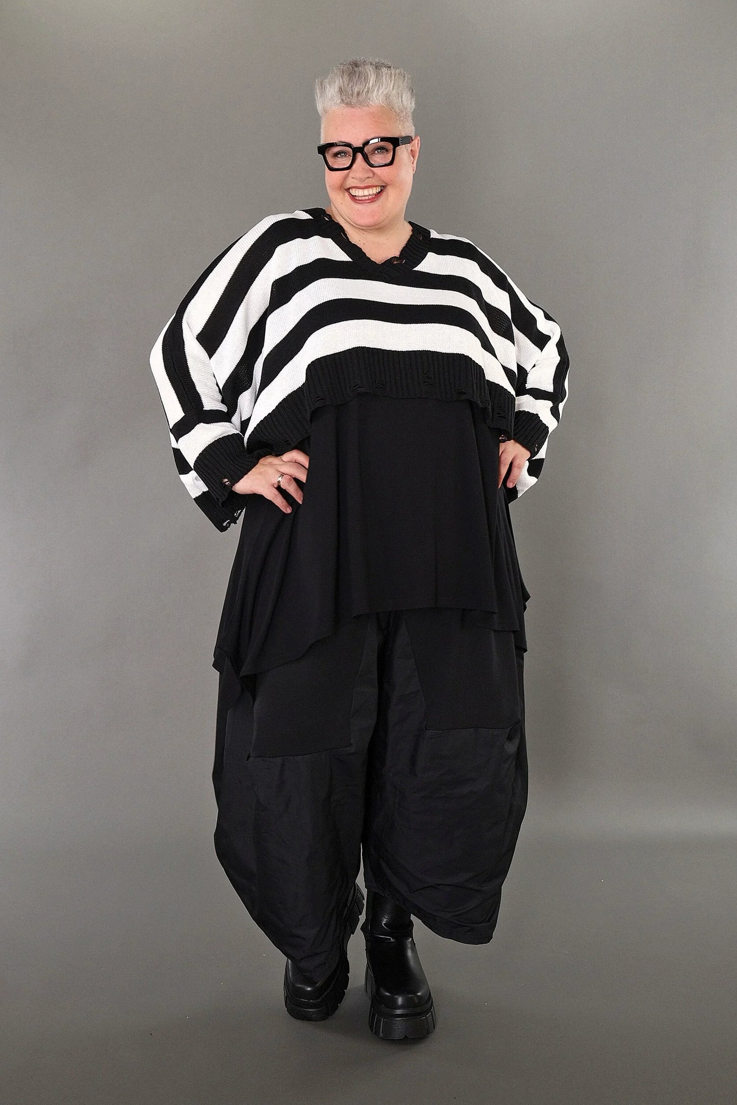 AKH Premium 2537 Überwurf, Schwarz-Weiß