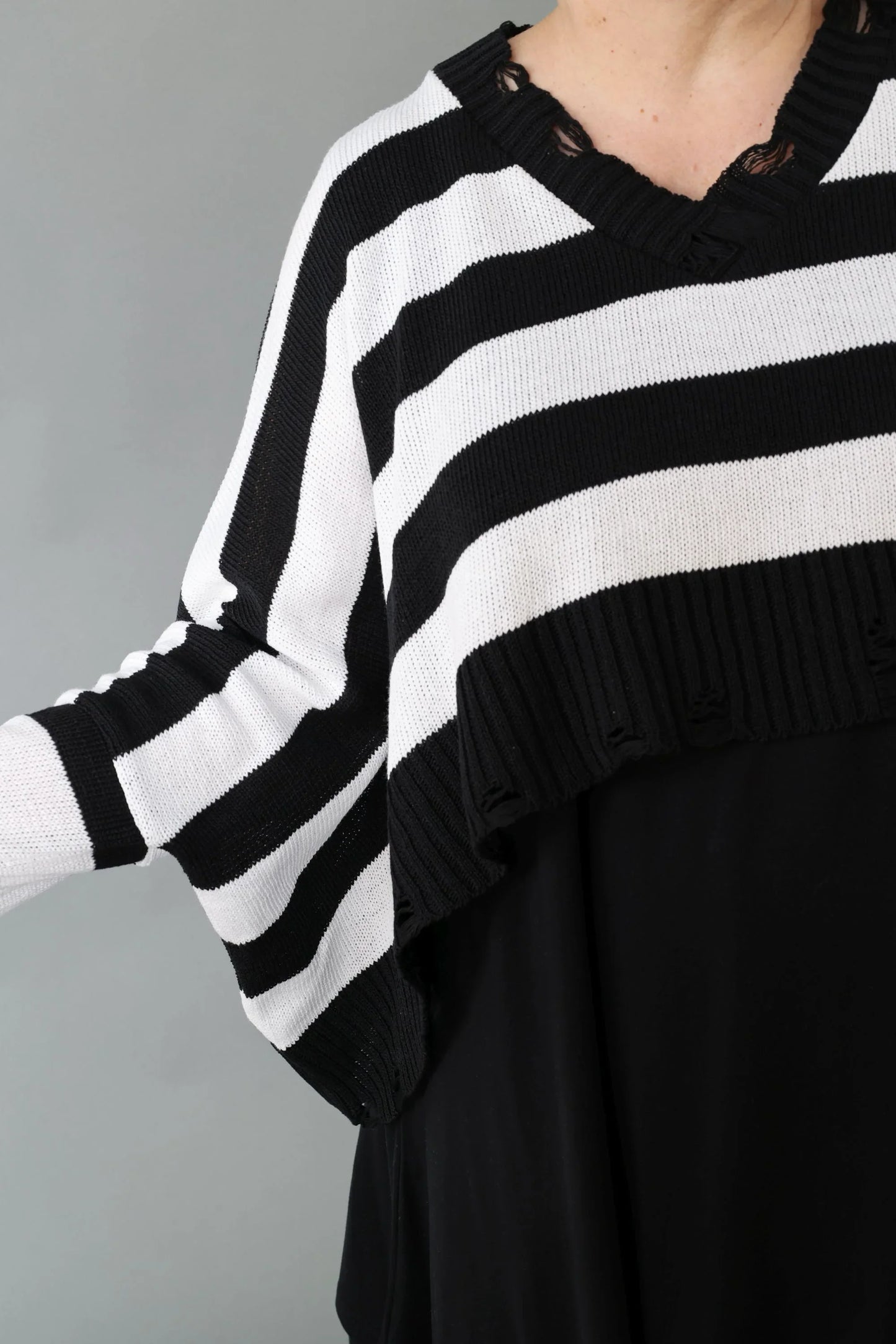 AKH Premium 2537 Überwurf, Schwarz-Weiß