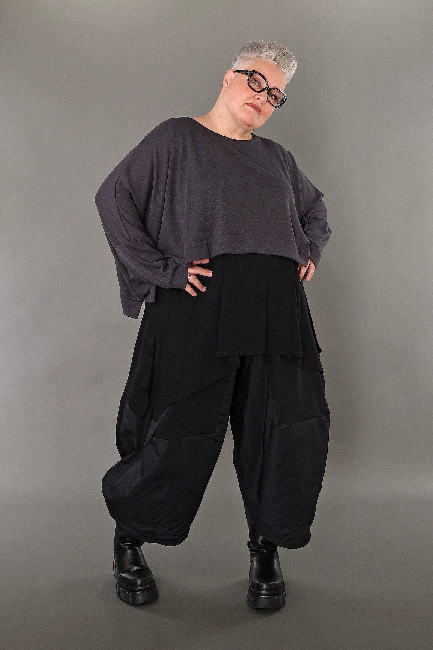 AKH Premium 7011 Throw, Dark Grey