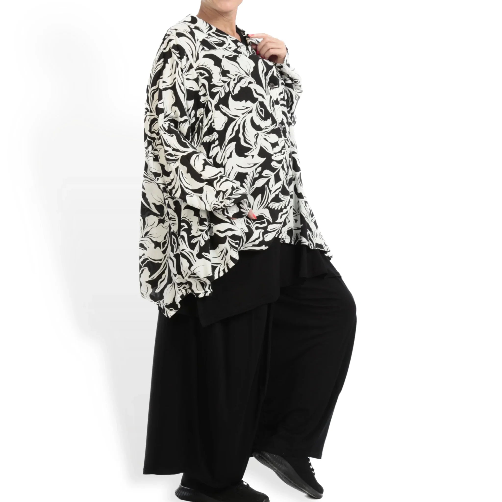 Summer jacket in a straight shape made of airy poplin quality, Adora in white-black